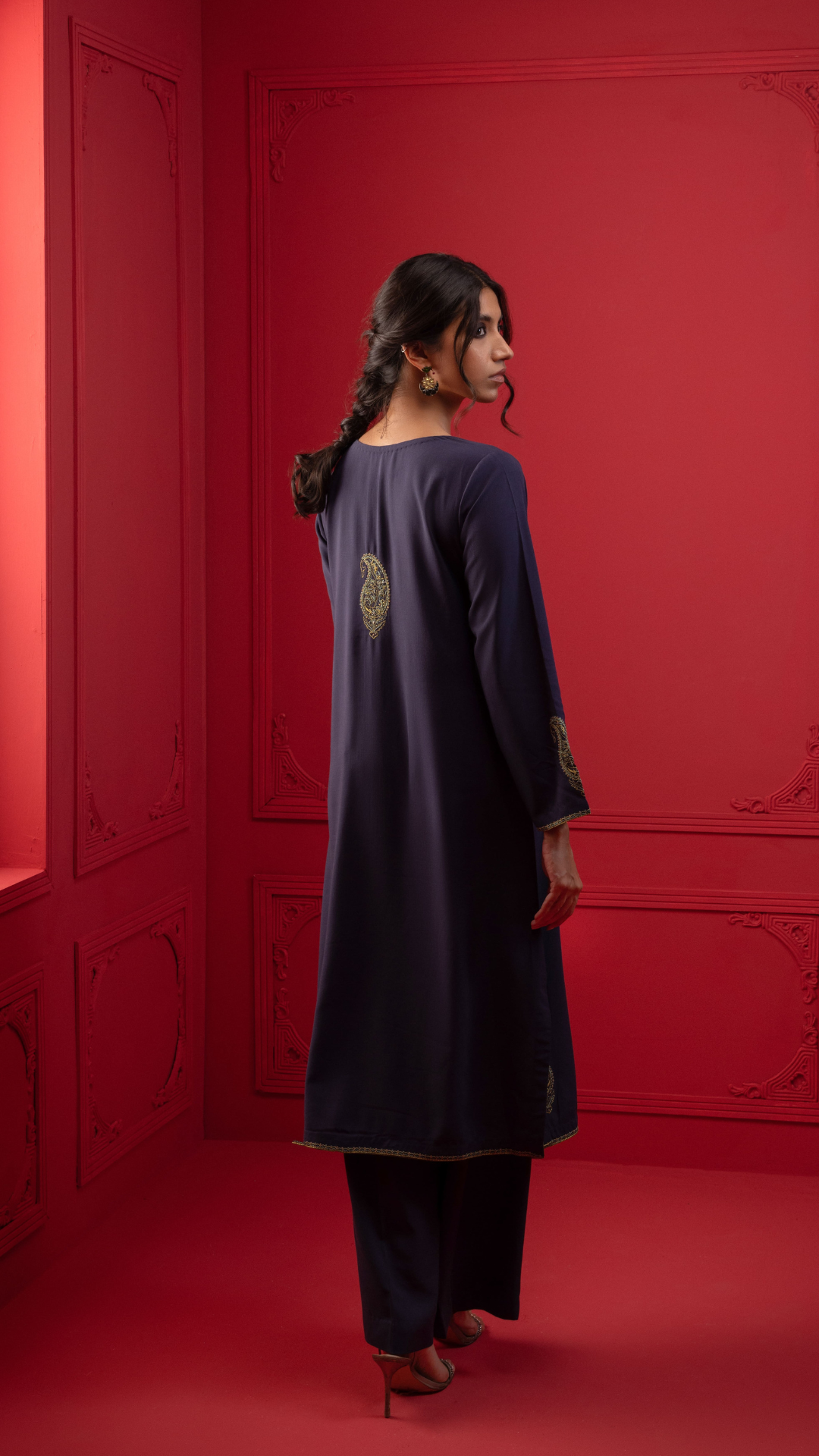 Signature By Najia Zia Stitched 2 Piece Winter Collection'2025-Indigo