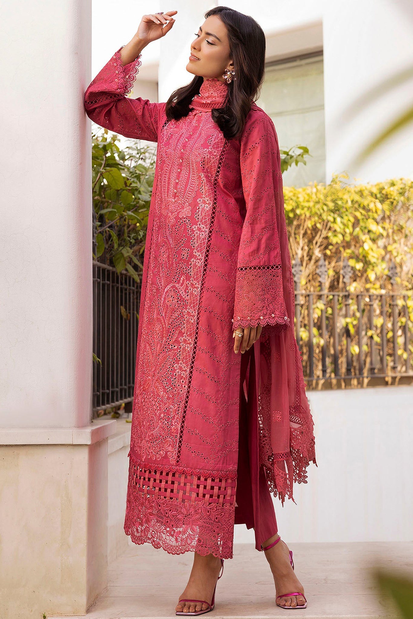 Motifz Unstitched 3 Piece Premium Emb Lawn Drop-01 Collection'2025-5305-Aubrey
