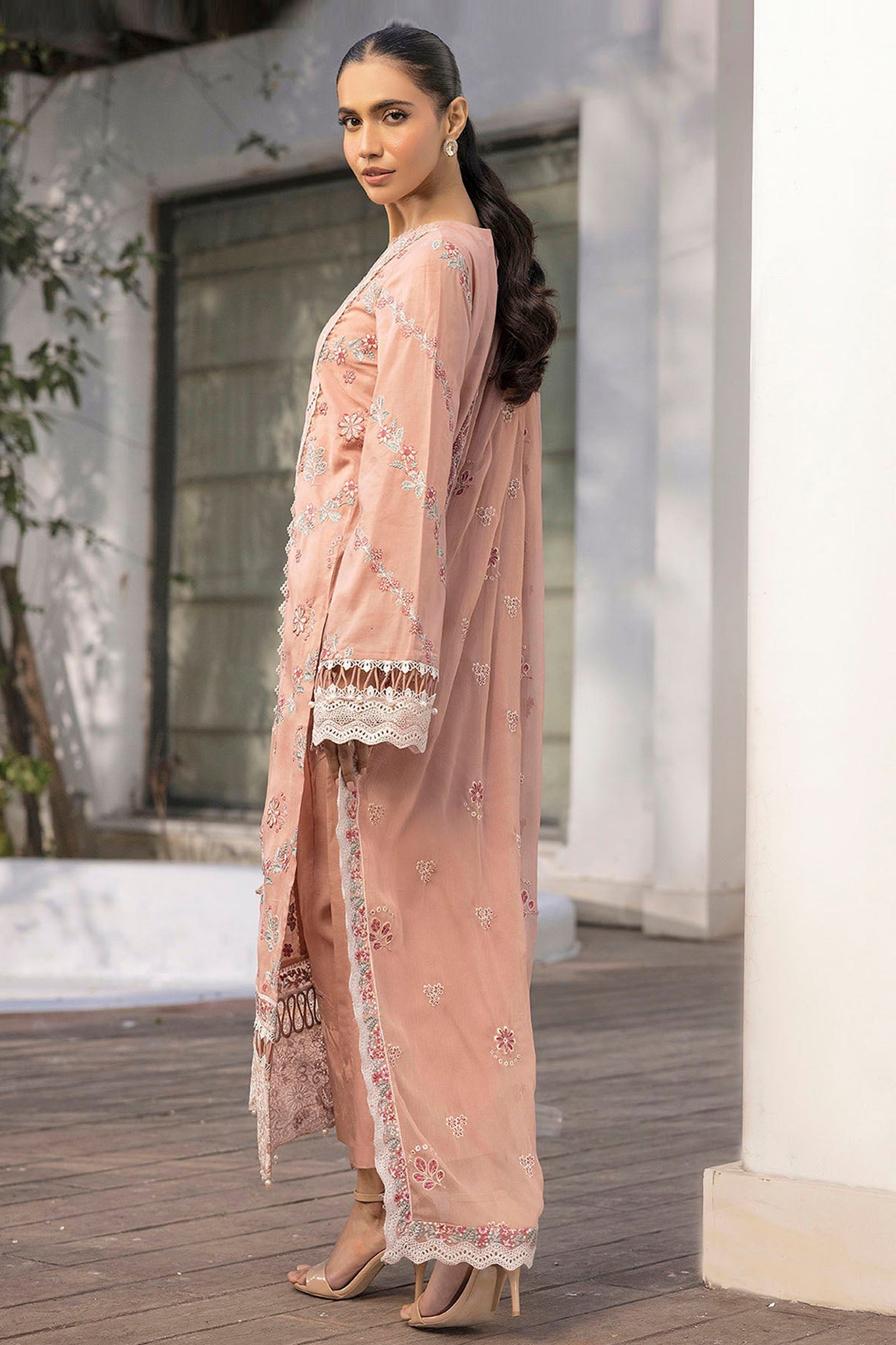 Motifz Unstitched 3 Piece Premium Emb Lawn Drop-01 Collection'2025-5309-Brielle