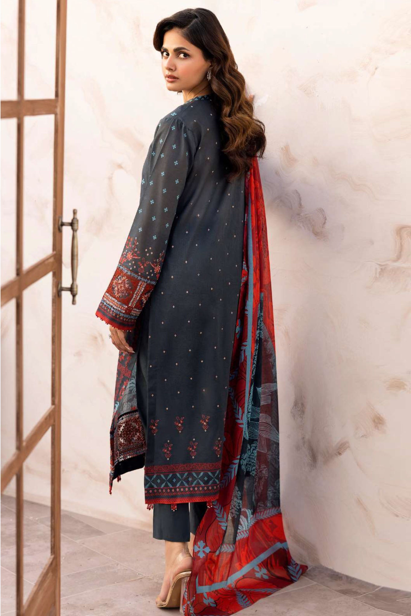 Motifz Unstitched 3 Piece Digital Printed Emb Lawn Collection-5465-Ewa