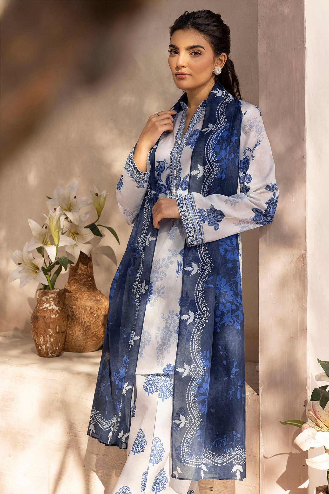 Rang By Motifz Unstitched 3 Piece Printed Lawn 2 Collection'2025-5520-KYMA