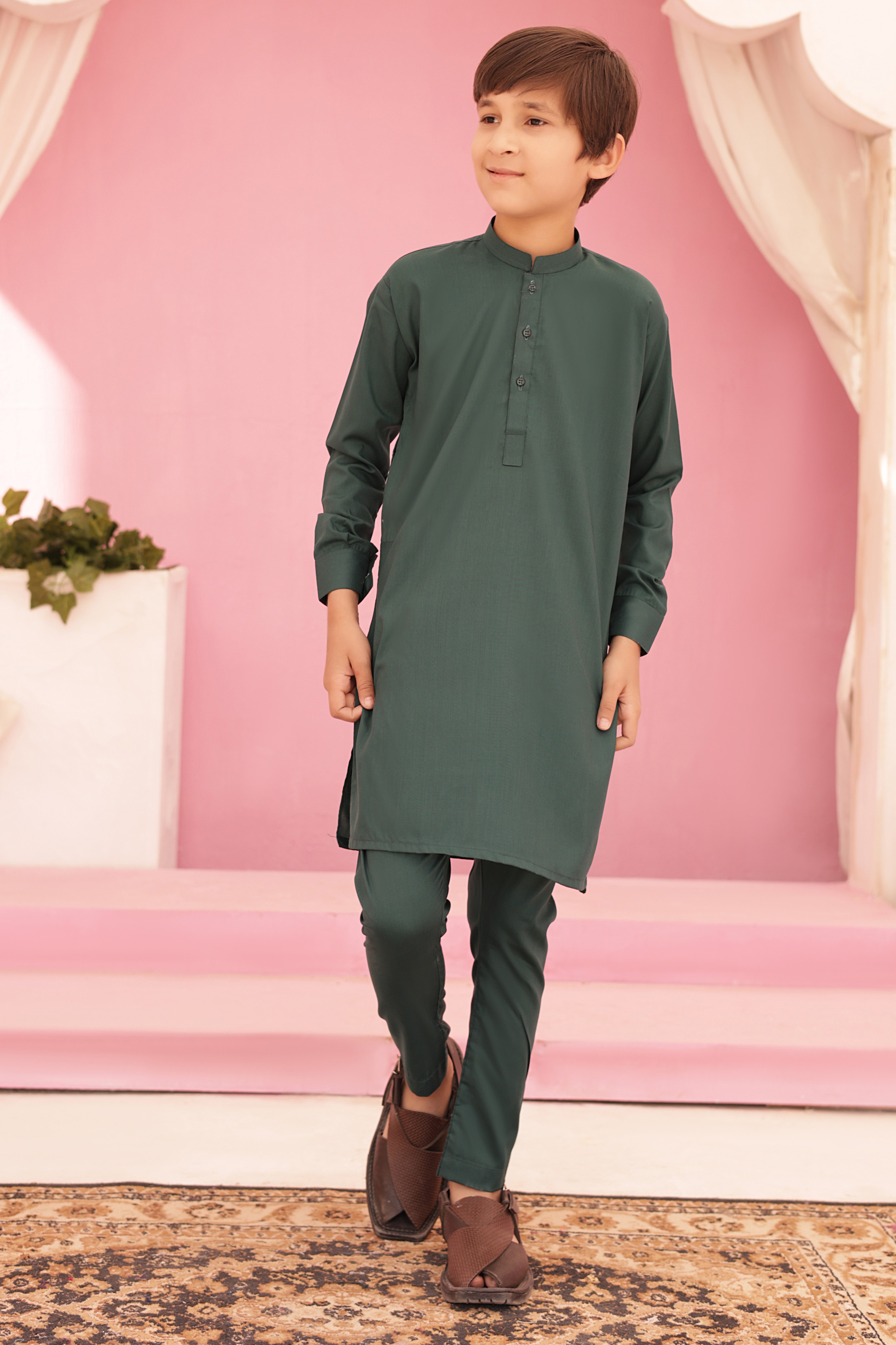 Hassanjee x Shomi