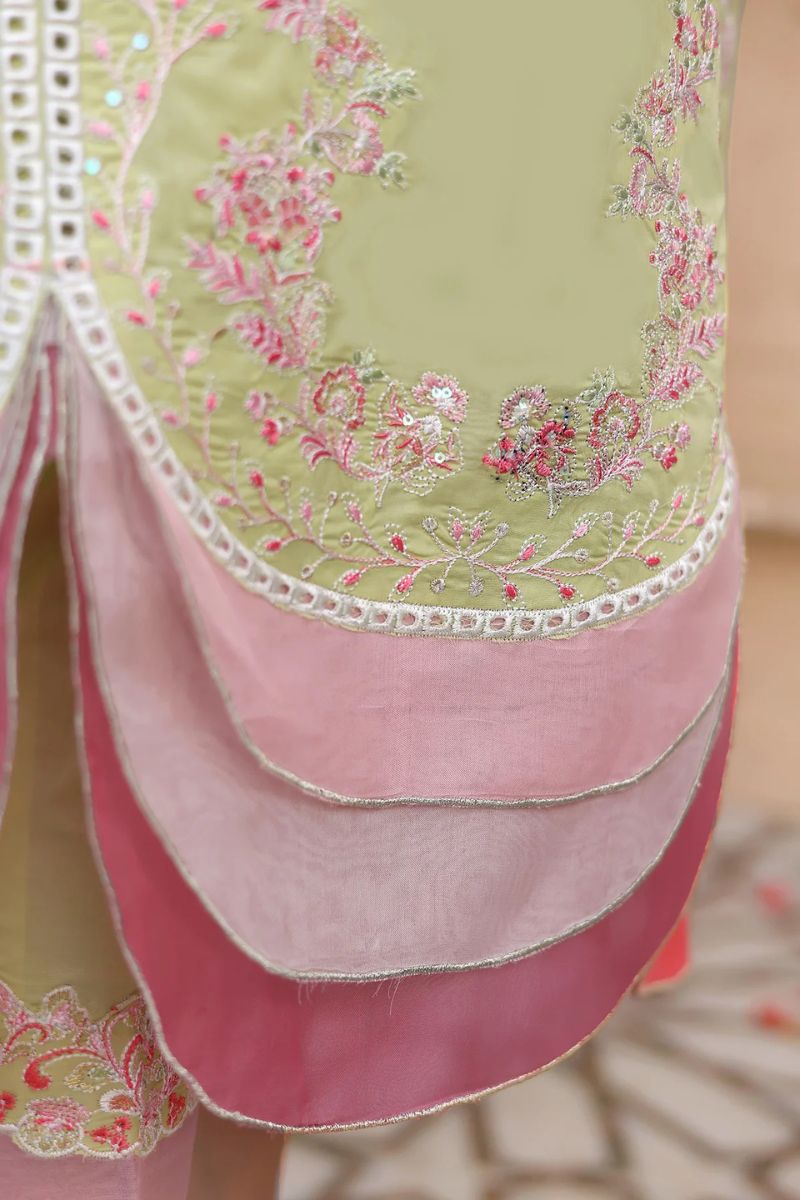 Tabeer By Mariam Malik Stitched 3 Piece Summer Collection'2025-Sabahat