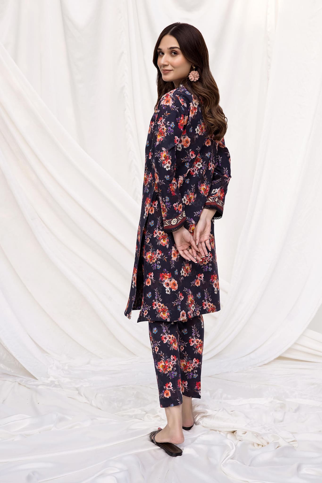 Blumm by Esra Stitched 2 Piece Printed Cambric Chp-02 Collection'2022-B-07-Blue