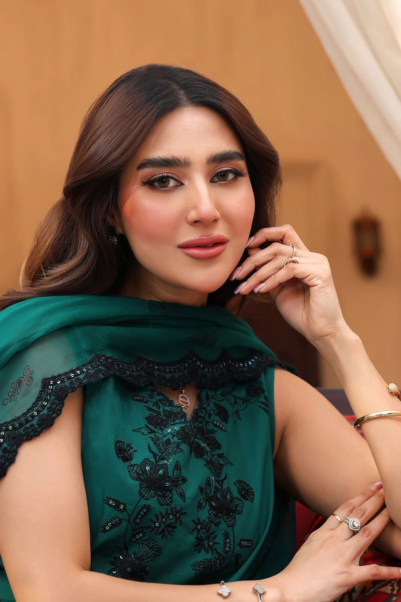 Tabeer By Mariam Malik Stitched 3 Piece Summer Collection'2025-In-Carnet
