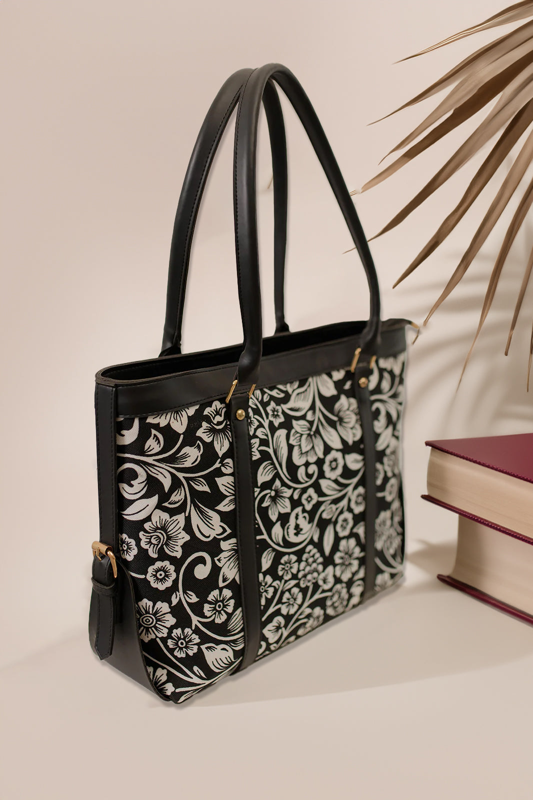 Fineur Strap  Canvas Tote Bag Black Floral