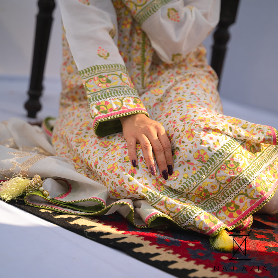 Najia Zia Unstitched 3 Piece Lawn Collection'2025-Pearl