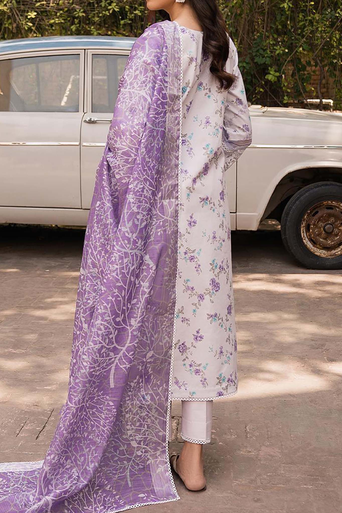 Shezlin by Aabyaan Unstitched 3 Piece Chikankari Print Lawn Collection'2023-AC-02