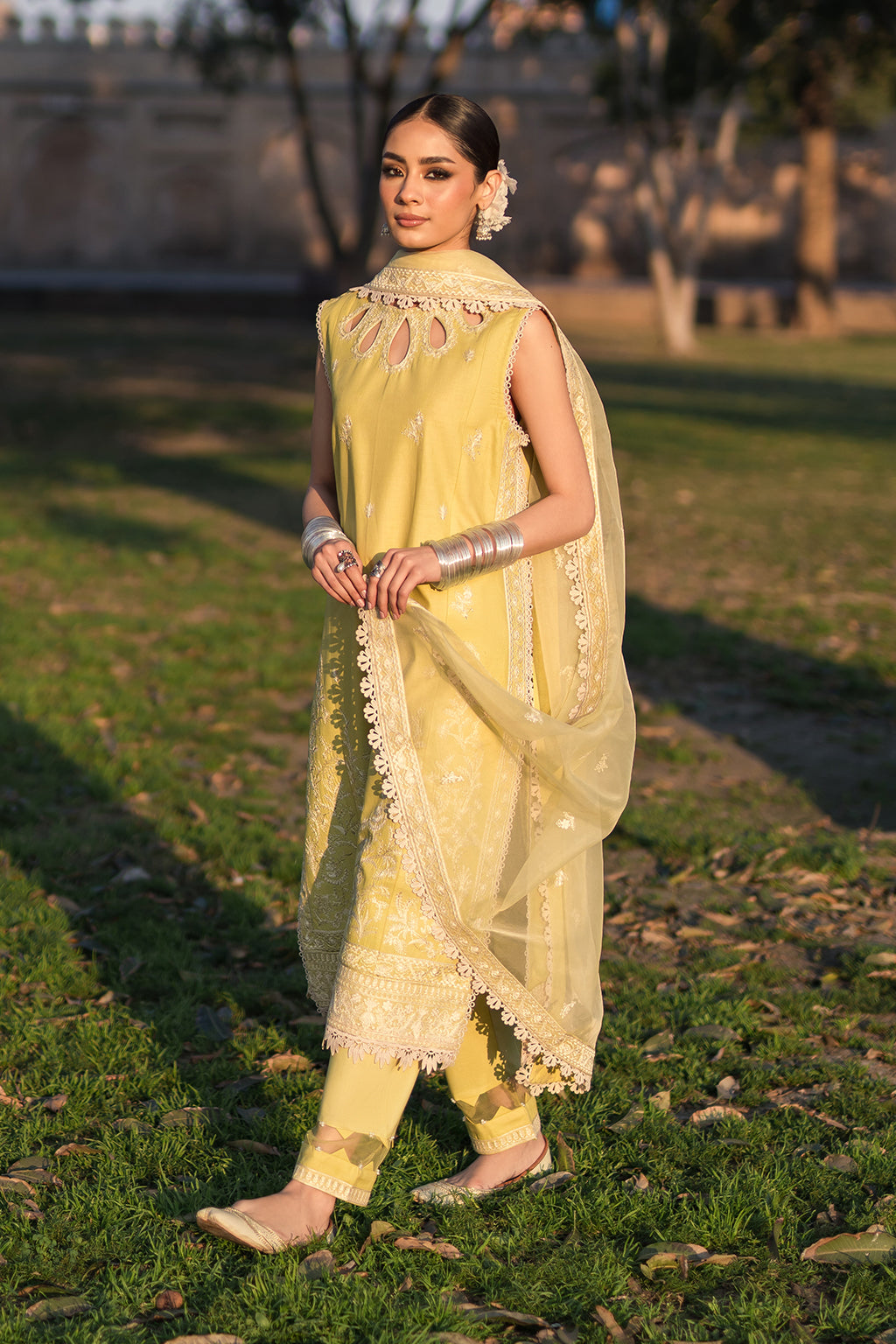 Zarposh Unstitched 3 Piece Summer Lawn Collection-Heer