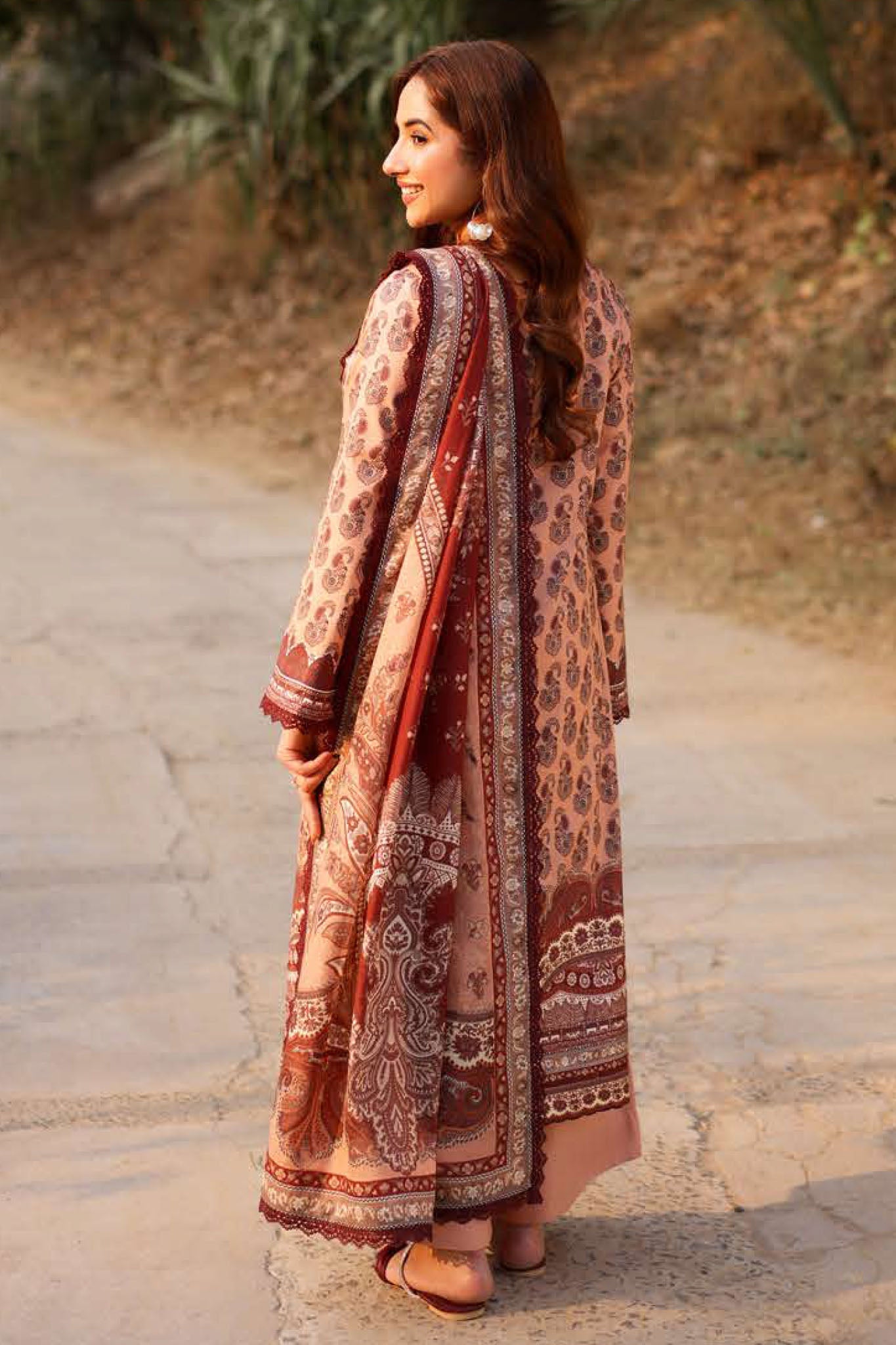 Prints By Asim Jofa Unstitched 3 Piece Lawn Vol-02 Collection-AJUUB-18