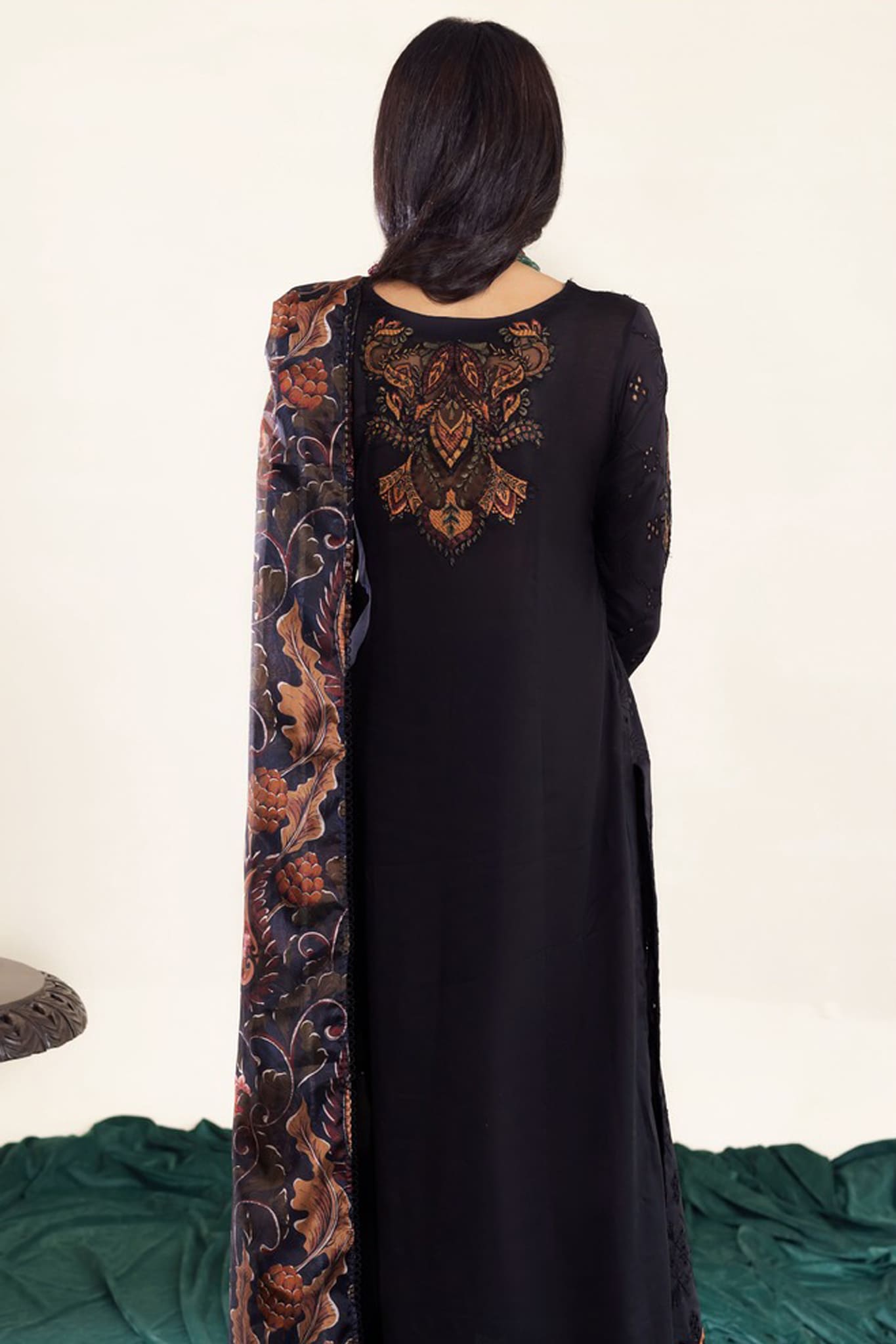 Aashiyan by Iznik Unstitched 3 Piece Festive Lawn Collection'2023-AL-10-Daisha