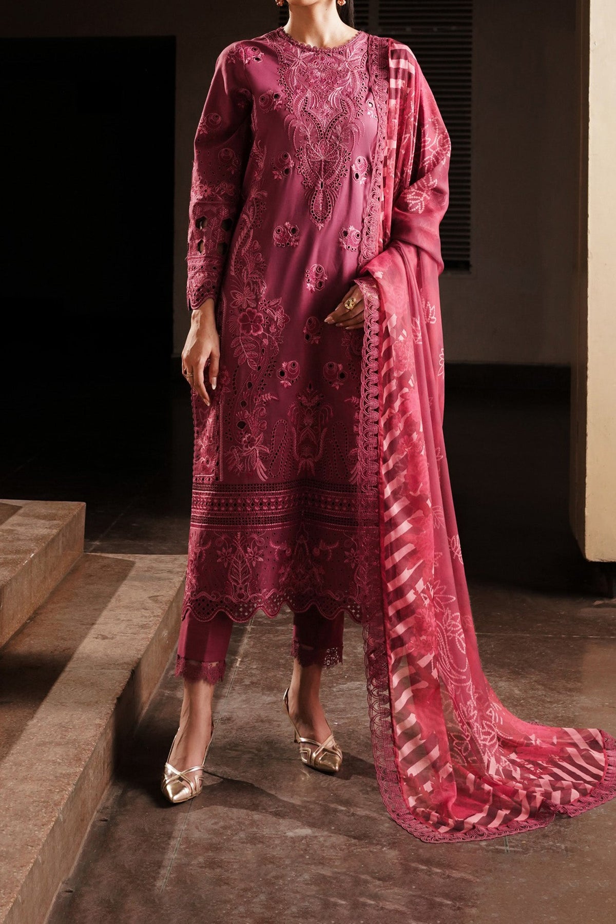 Afrozeh Unstitched 3 Piece Festive Emb Chikankari Lawn Collection'2024-ALV-09-Cordovan