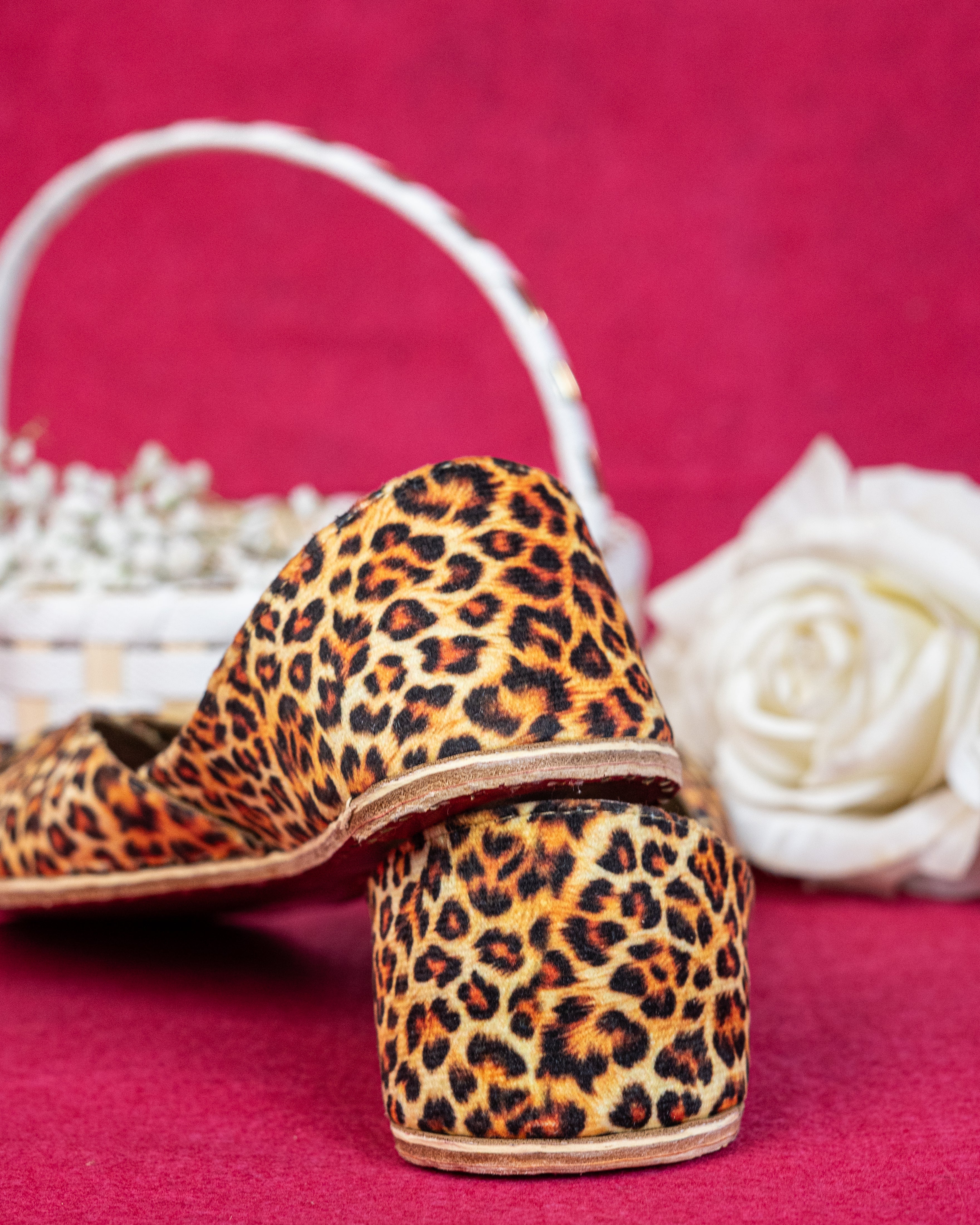 On Your Feets Casual Khussa-Empire