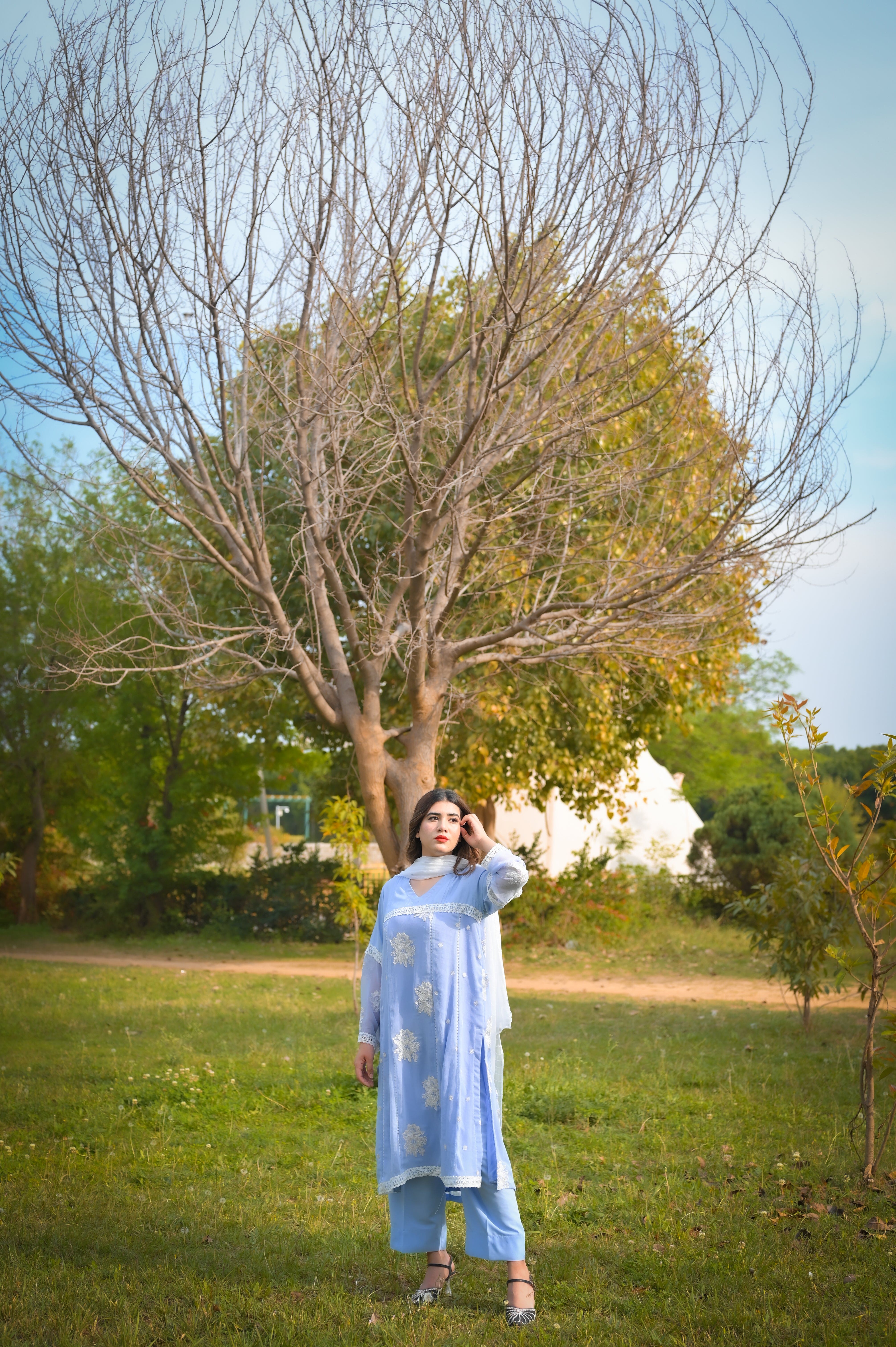 Urban Cut 1 Piece Embroidred Chiffon Kurta ( Lined )