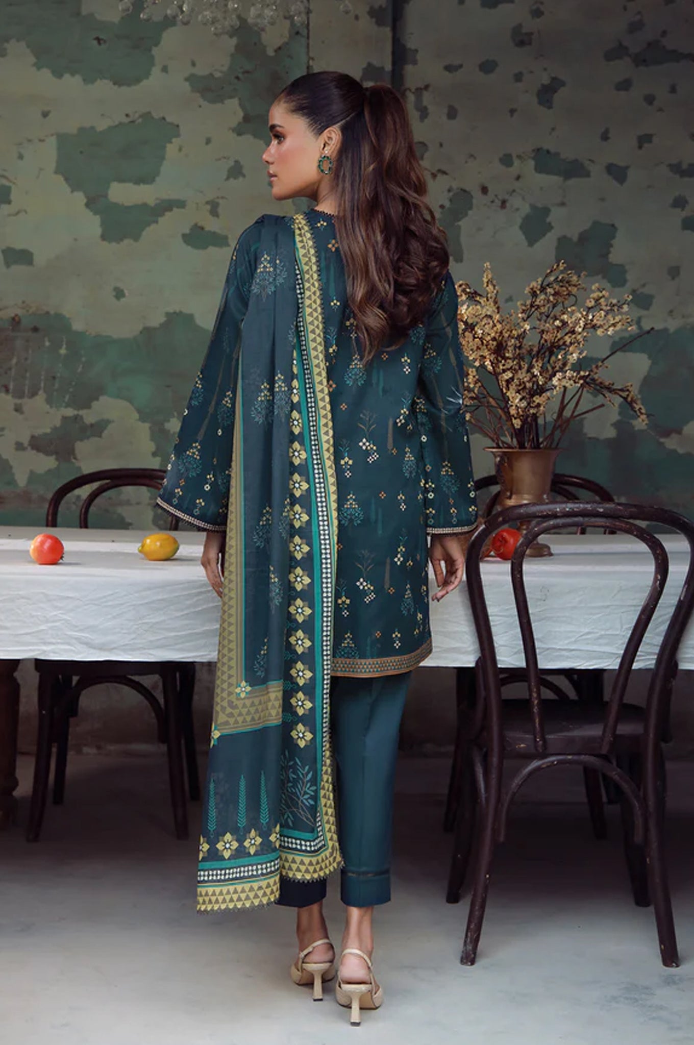 Elara By Sahar Unstitched 3 Piece Printed Cambric Fall Collection'2025-AW1-25-03-UNS