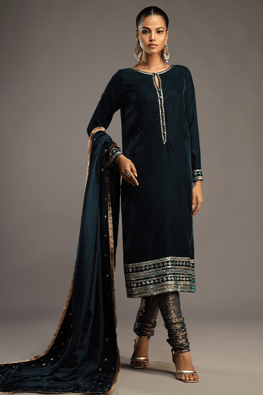 Bagh E Makhmal By Zaaviay Stitched Aysel (Three Piece)
