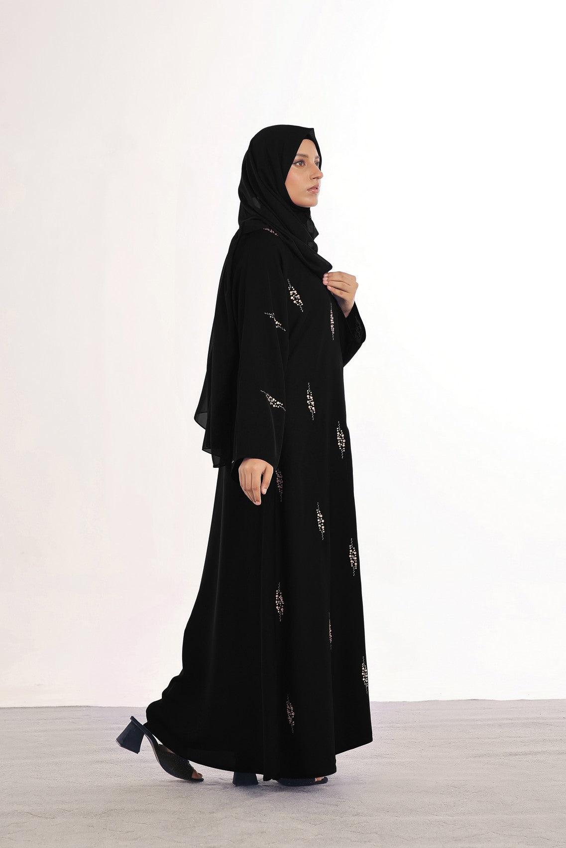 TGM Abaya Collection-Almirah Black