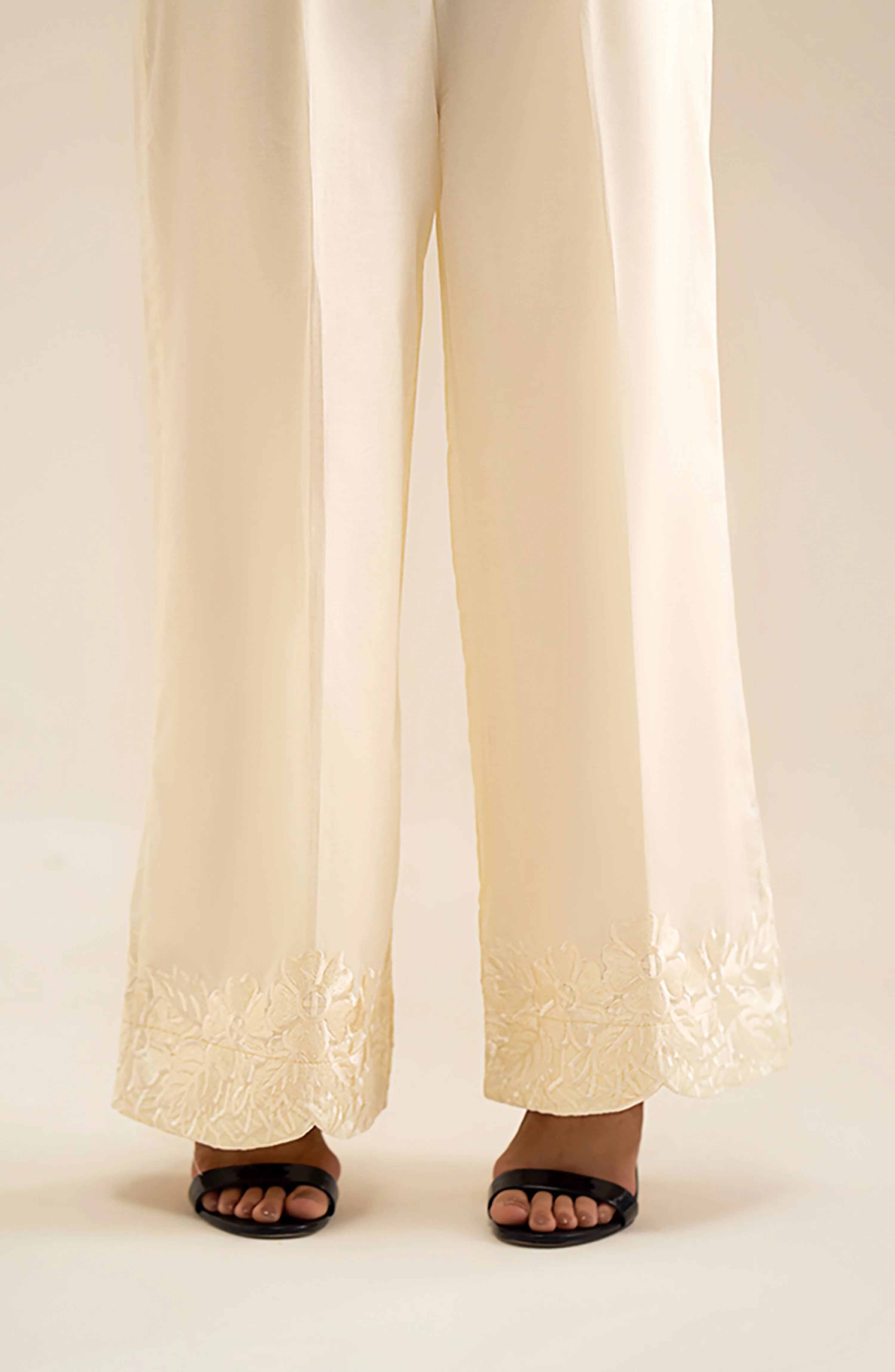 bell bottom trouser
trouser design for girl
stylish trouser design
plazo trouser
new trouser design
bell bottom trouser design
pakistani simple trouser design
unstiched
unstiched suit
bottoms
trosers
Embroidered Trouser for Women
sharara dress?