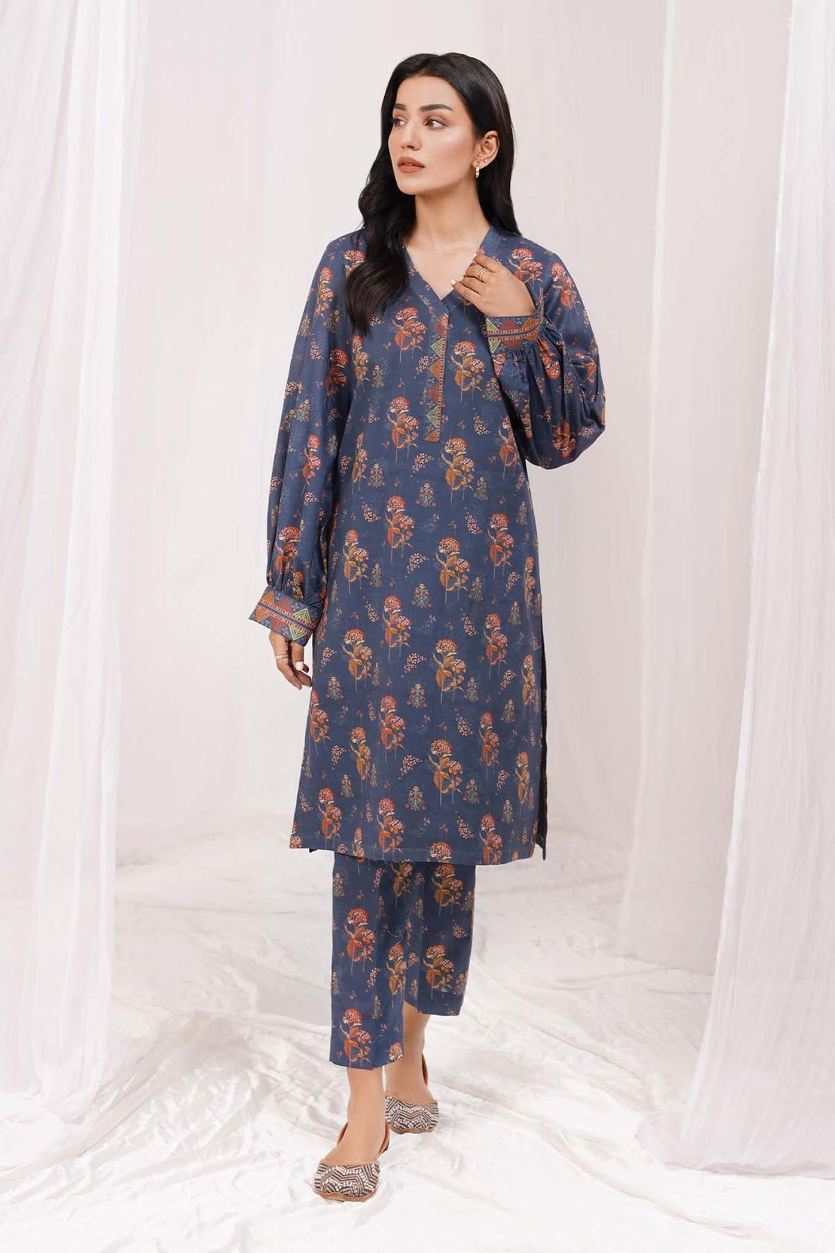 Blumm by Esra Stitched 2 Piece Printed Cambric Collection'2022-BES-05-Blue