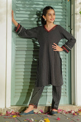 The Boski Linen 2-Pc Suit combines comfort and elegance, making it perfect for any occasion. Its lightweight fabric ensures breathability and style all day long.
