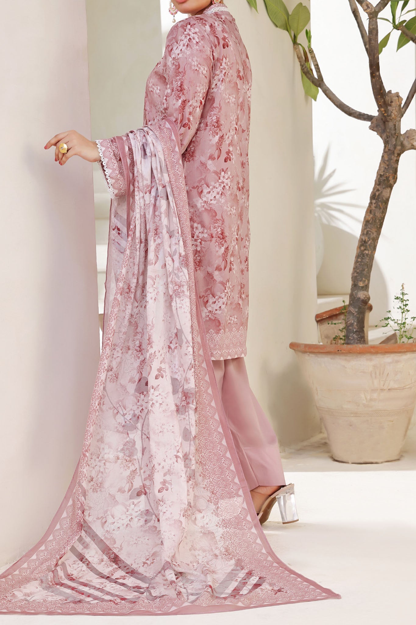 Aizal Stitched 3 Piece Printed Lawn Collection'2025-A-P-657-T PINK