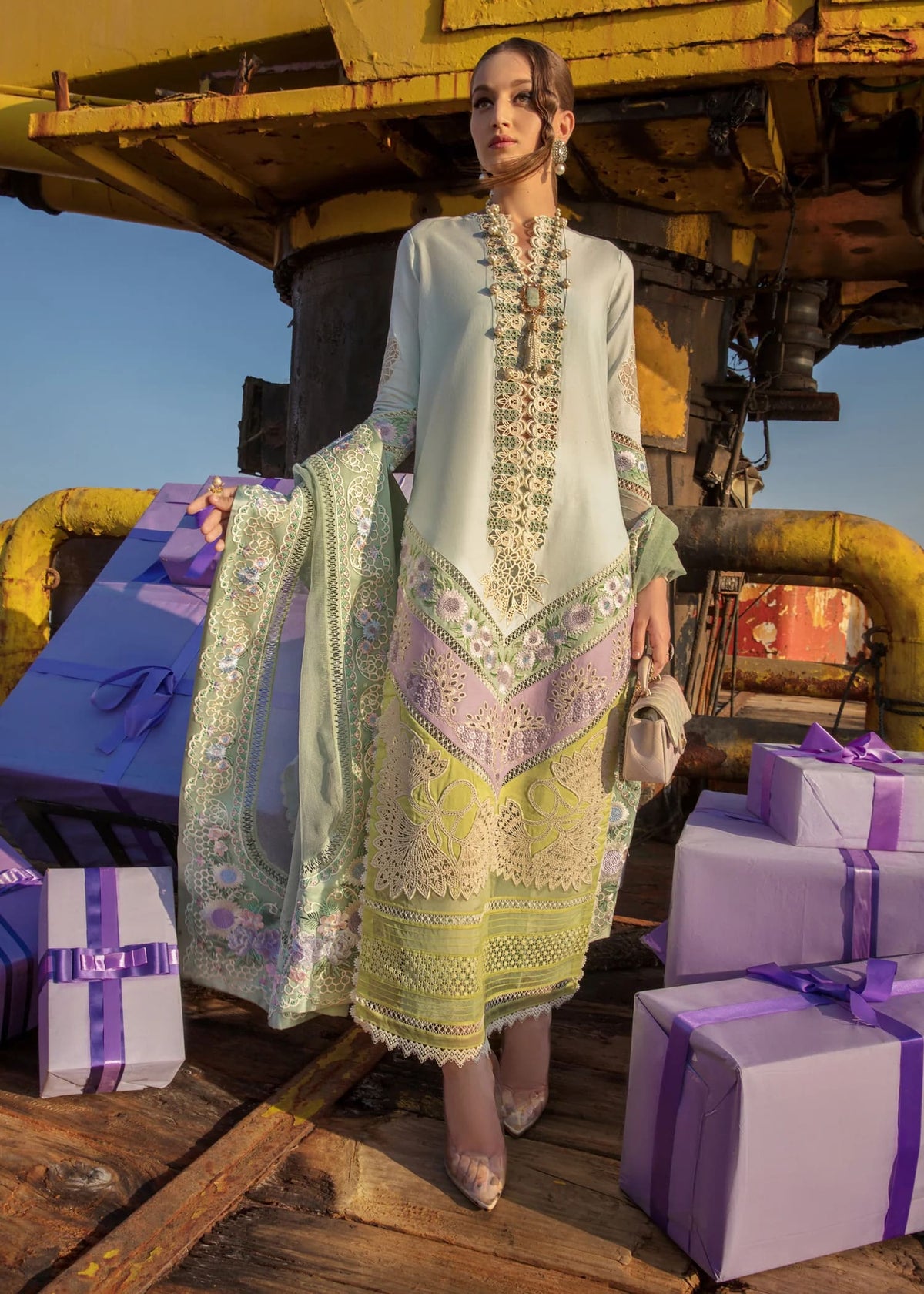 Crimson Unstitched 3 Piece Eid Luxury Lawn Collection'2023-06-B-Summery Medley