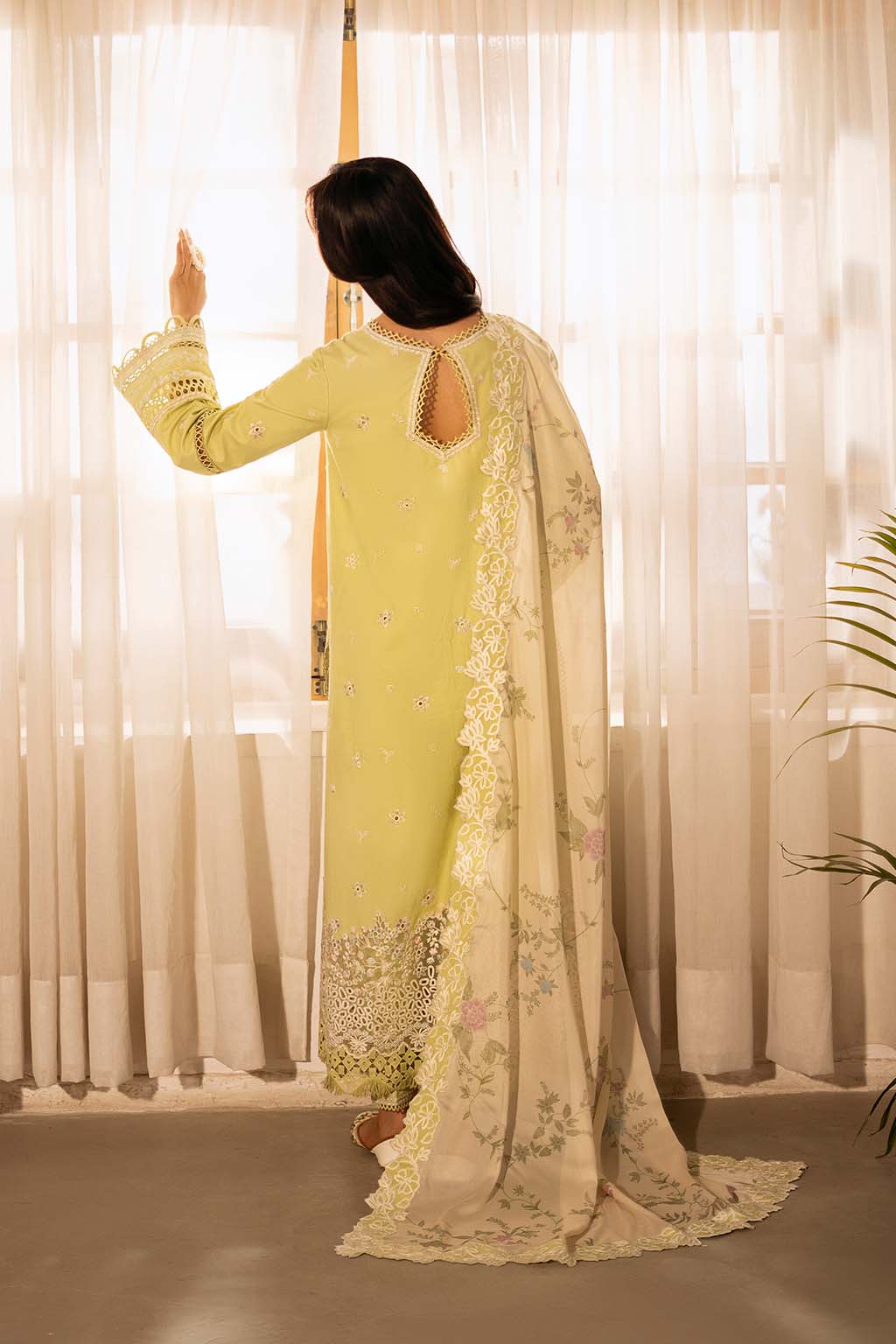 Zarposh Unstitched 3 Piece Lawn Collection-Gulnaz