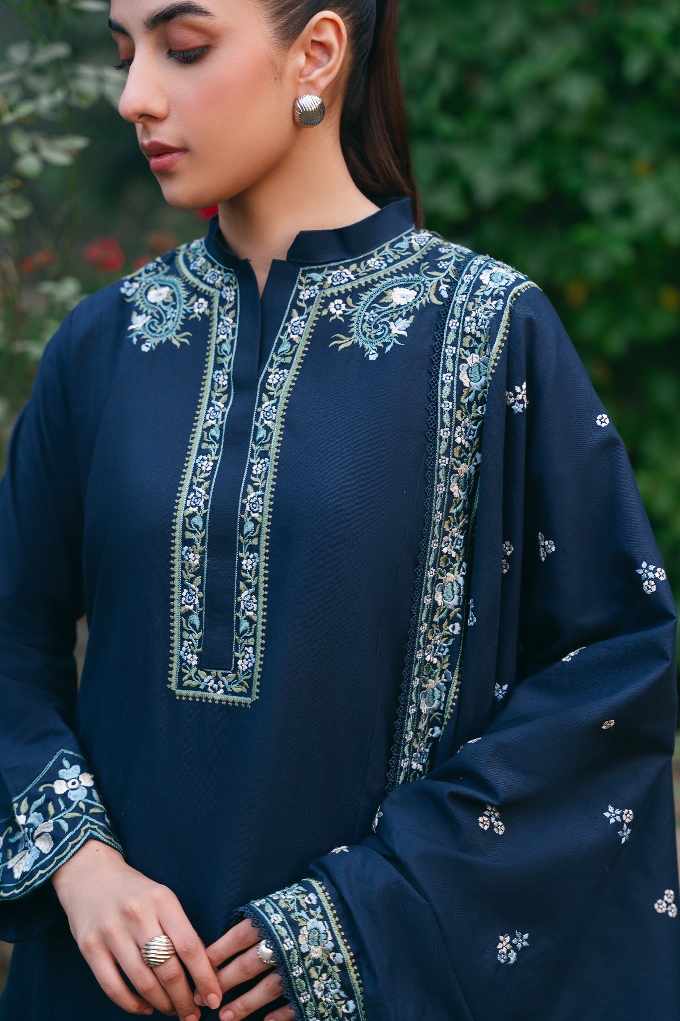 Winter Essentials By Mannat Clothing Stitched Collection-ZarBakht