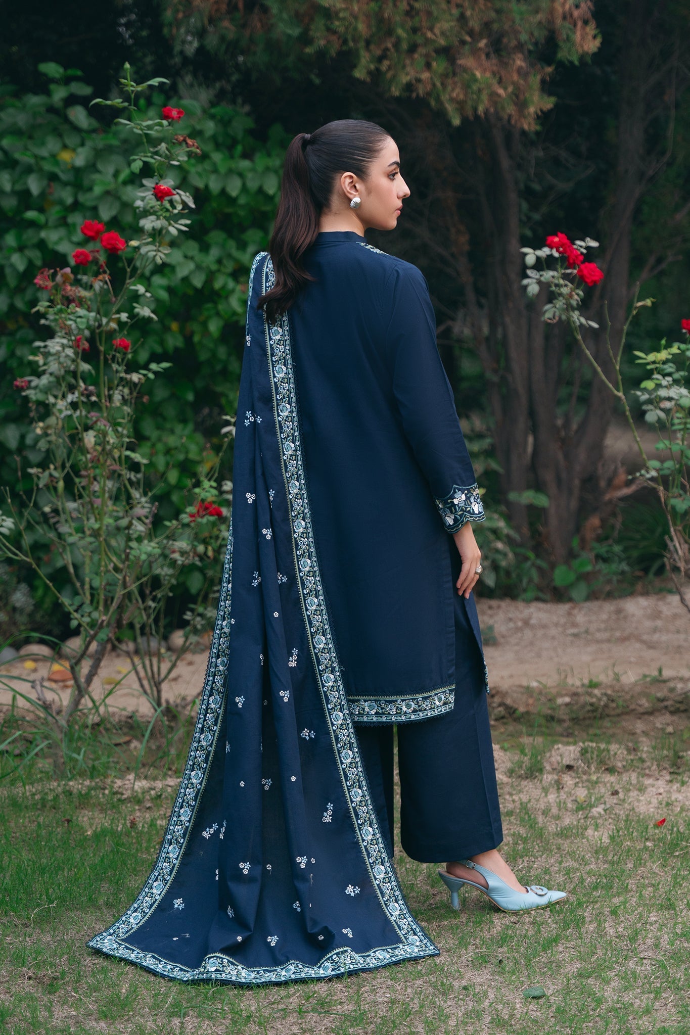 Winter Essentials By Mannat Clothing Stitched Collection-ZarBakht