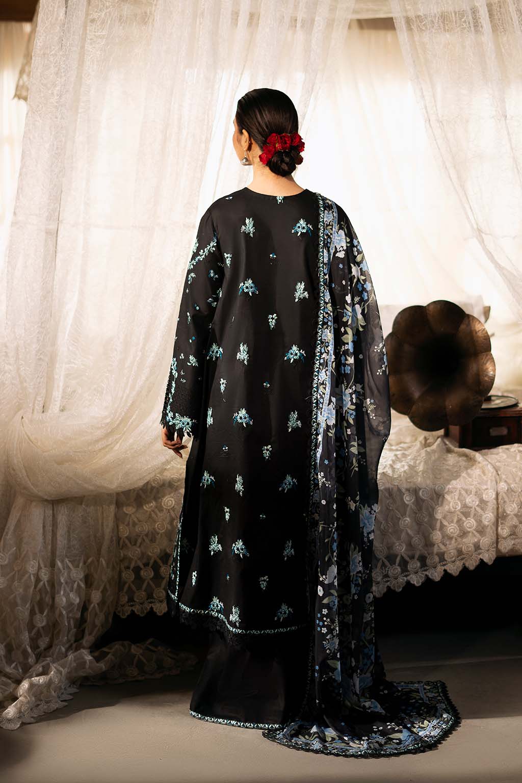 Zarposh Unstitched 3 Piece Lawn Collection-Mahzadi