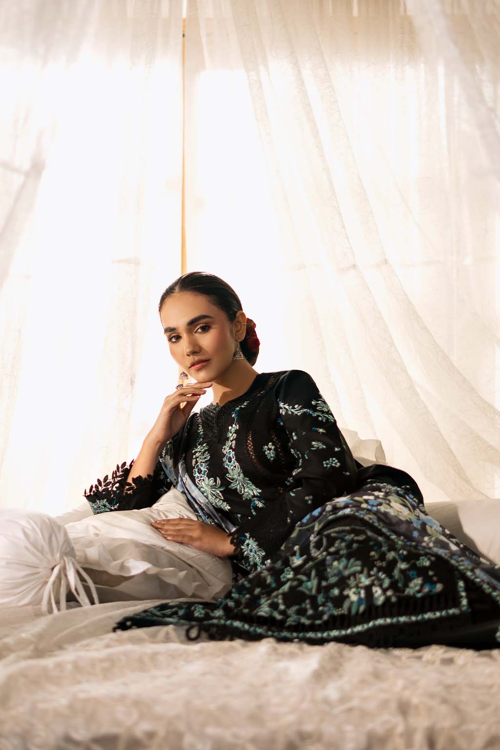 Zarposh Unstitched 3 Piece Lawn Collection-Mahzadi