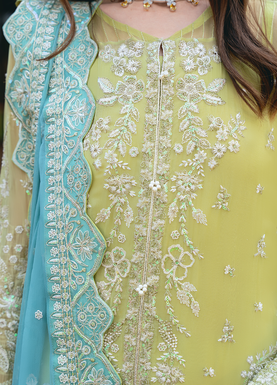 Gulaal Stitched 3 Piece Luxury Emb Pret Collection'2025-Amary (GL-EP-2024-17)