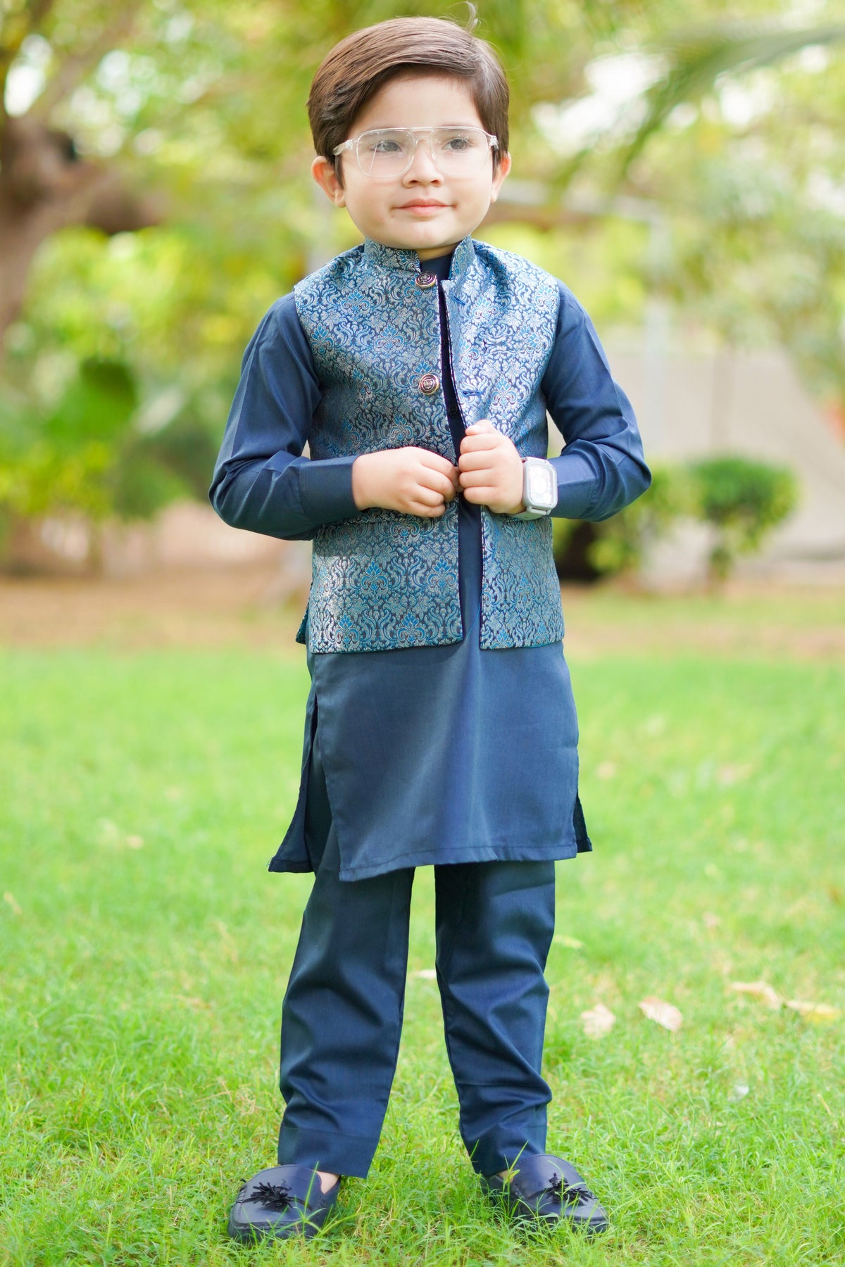 Hassanjee x Shomi