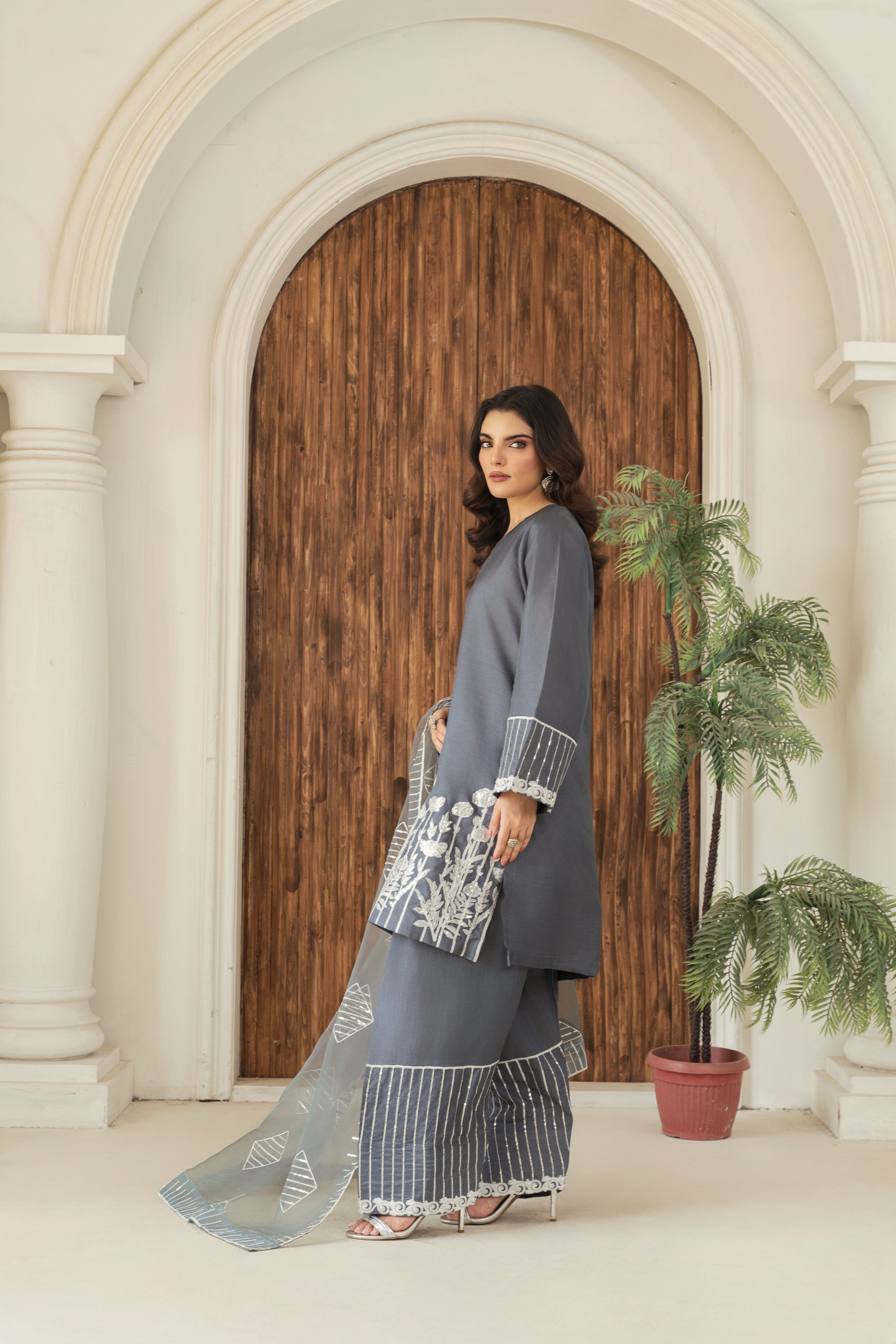 Zoya Zafar Stitched 3 Piece Silk Collection'2025-Farshi Shalwar 11