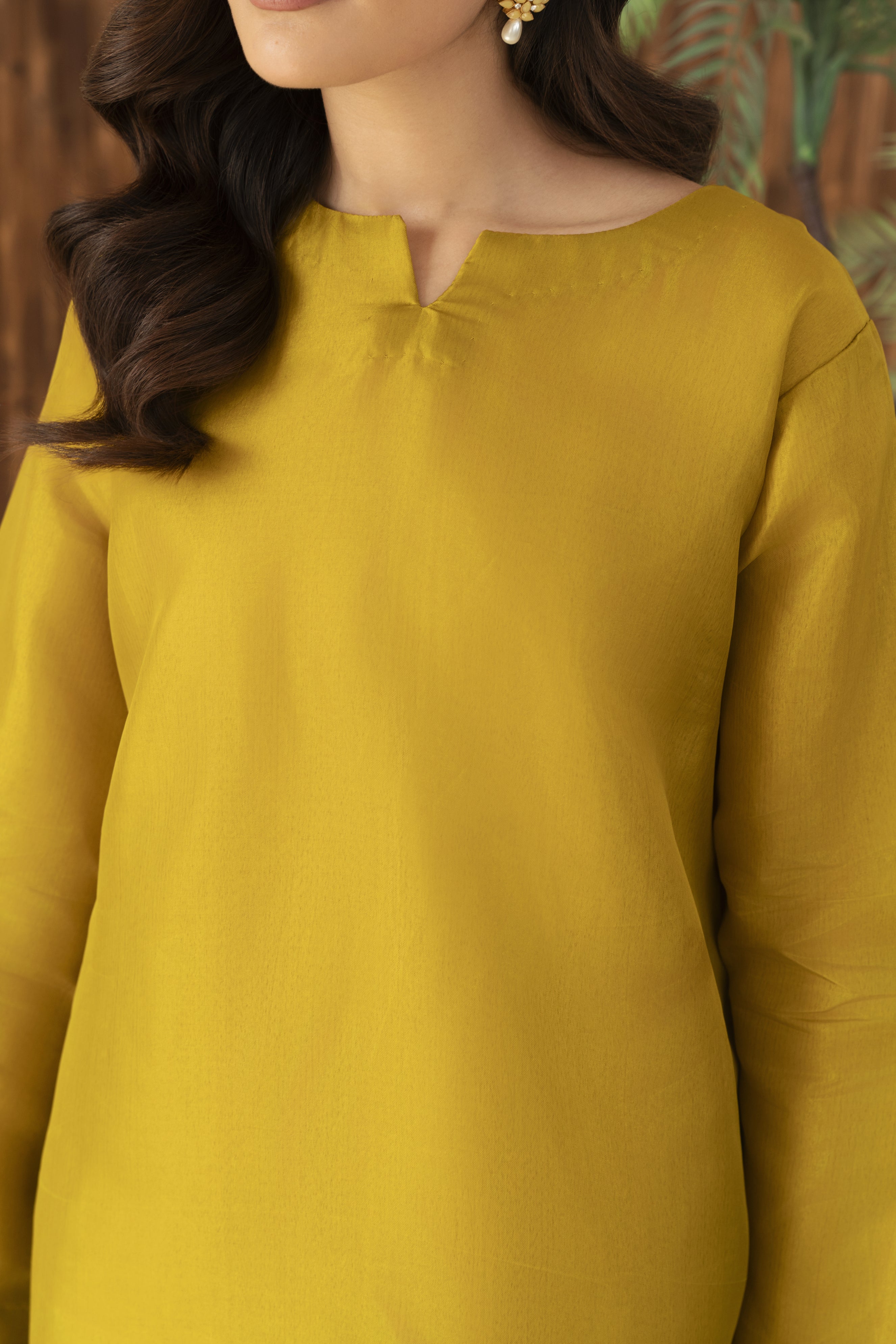 Zoya Zafar Stitched 3 Piece Silk Collection'2025-Farshi Shalwar 07