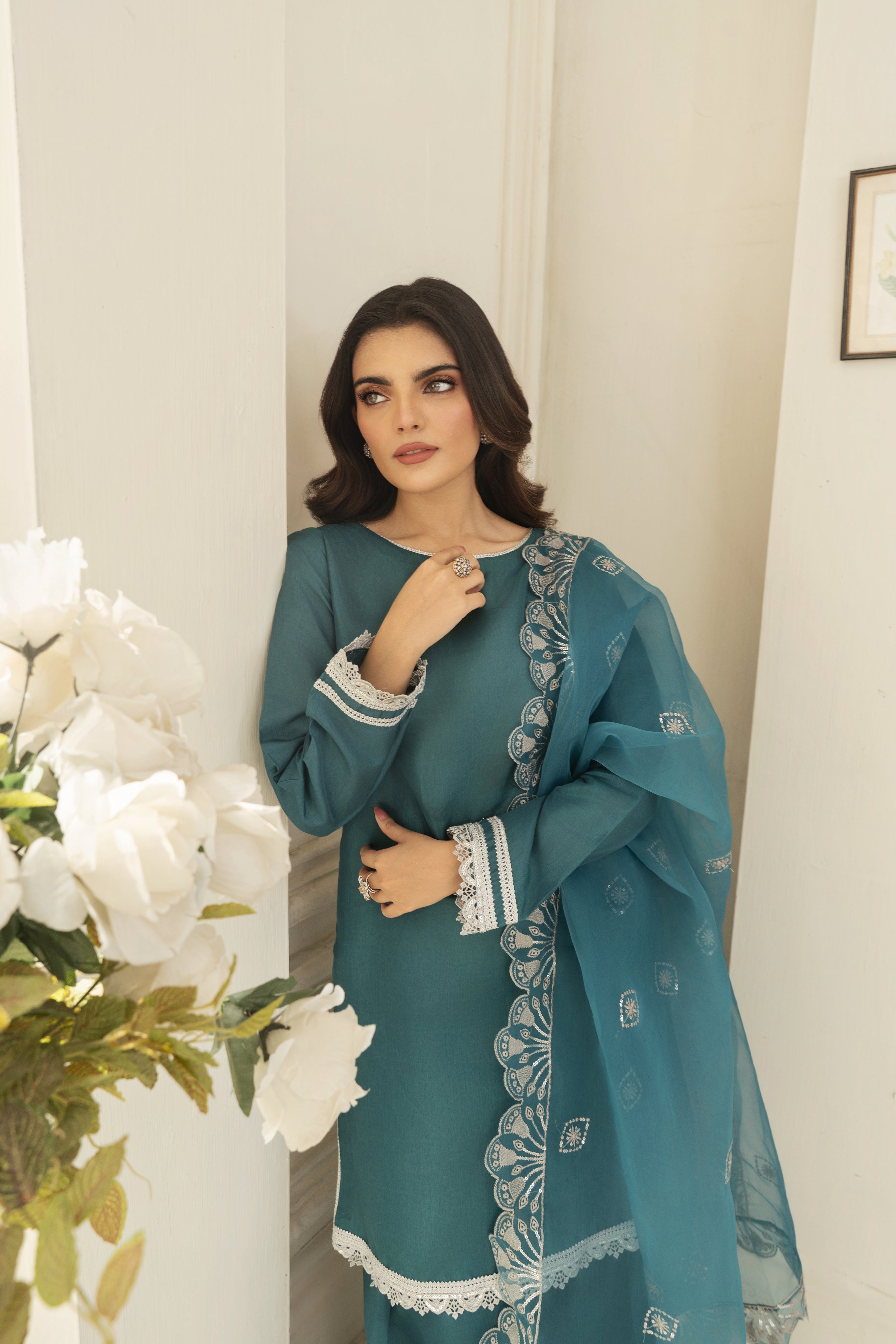 Zoya Zafar Stitched 3 Piece Silk Collection'2025-Farshi Shalwar 08