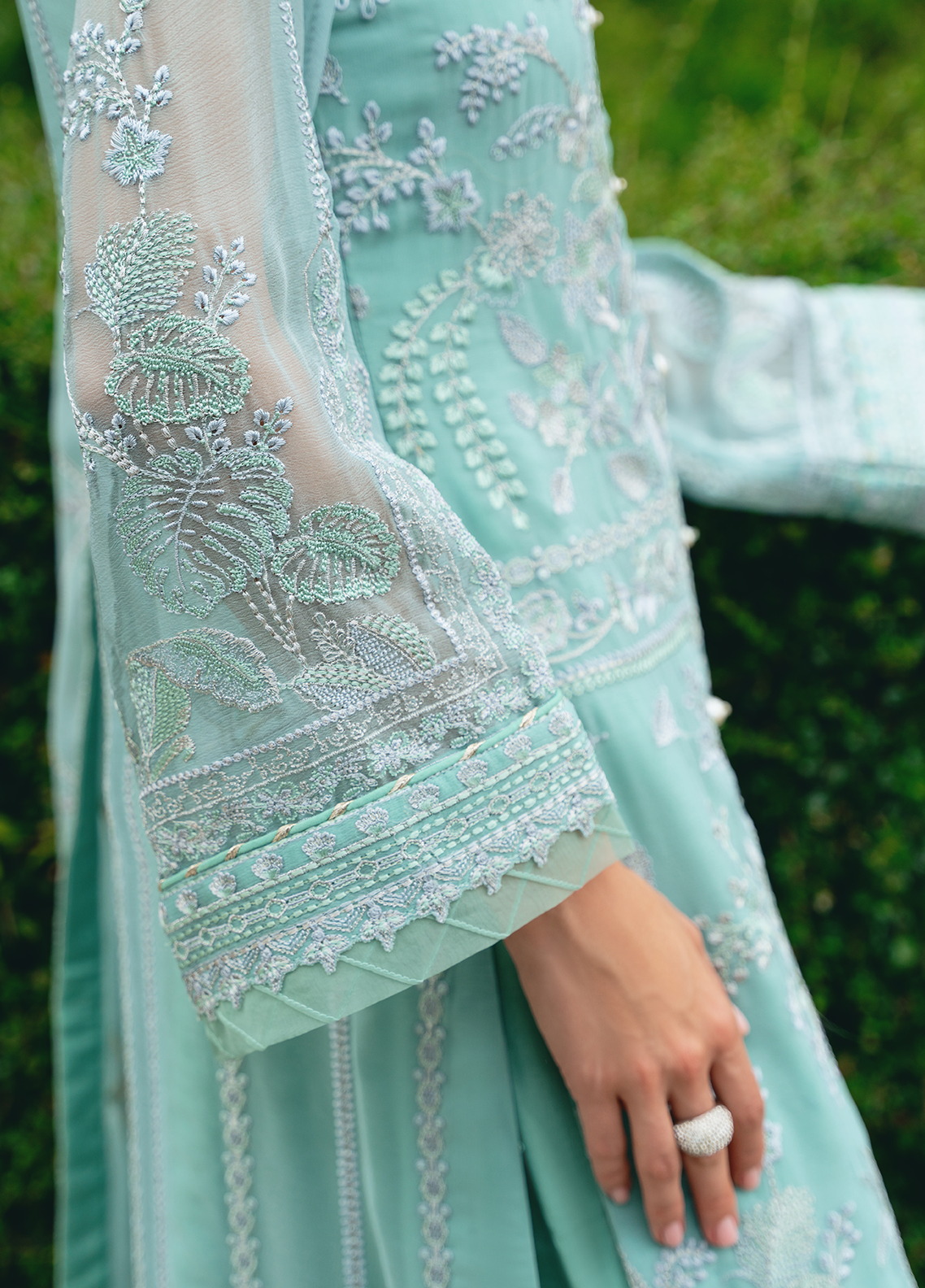 Gulaal Stitched 3 Piece Luxury Emb Pret Collection'2025-Nissa (GL-EP-2024-23)