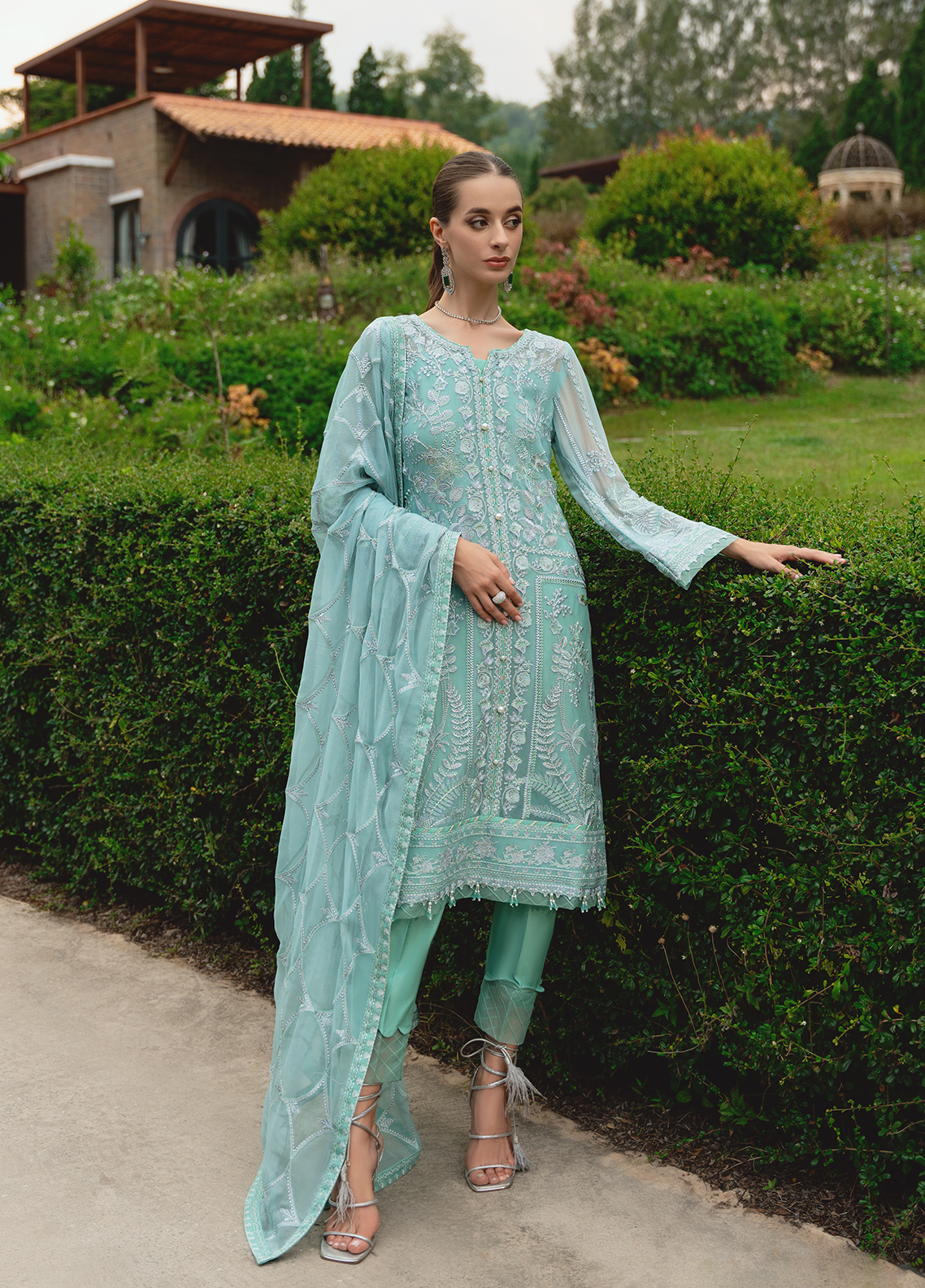 Gulaal Stitched 3 Piece Luxury Emb Pret Collection'2025-Nissa (GL-EP-2024-23)