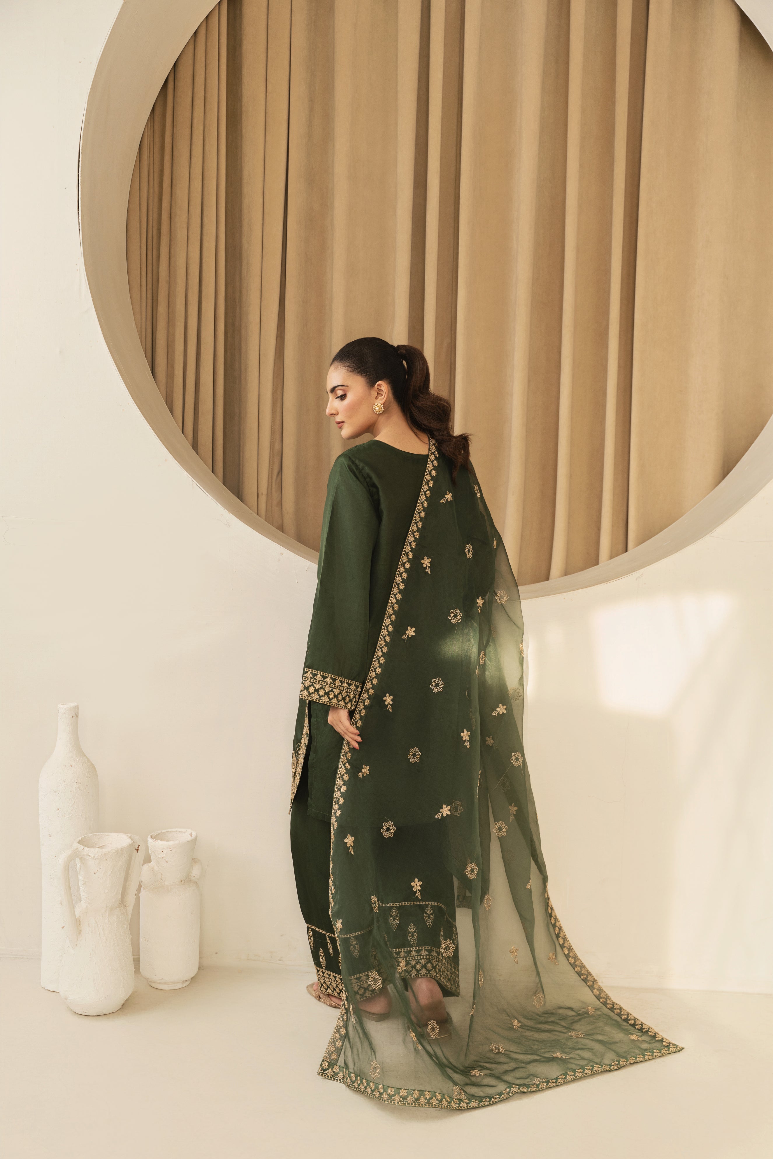 Zoya Zafar Stitched 3 Piece Silk Collection'2025-Farshi Shalwar 09