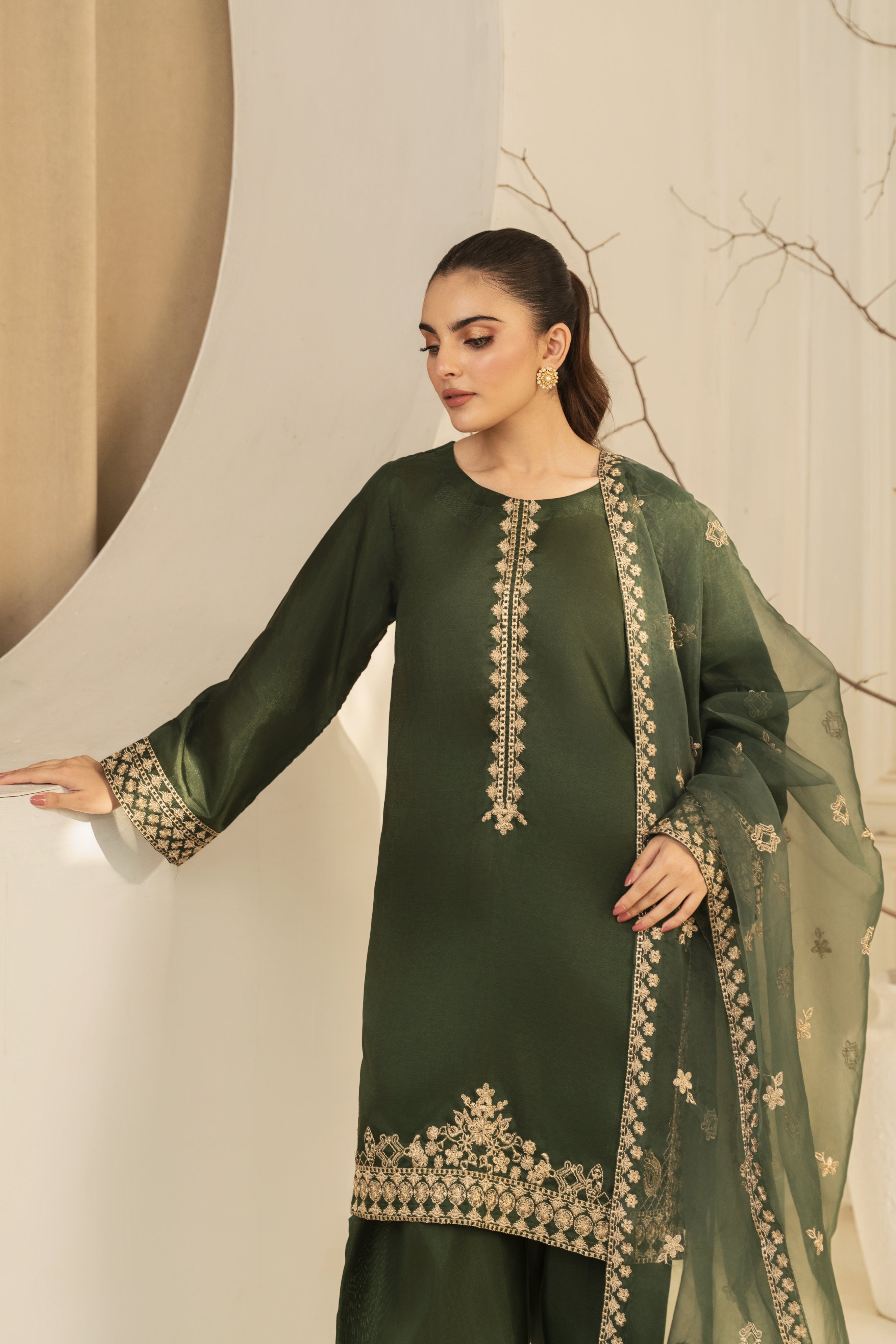 Zoya Zafar Stitched 3 Piece Silk Collection'2025-Farshi Shalwar 09