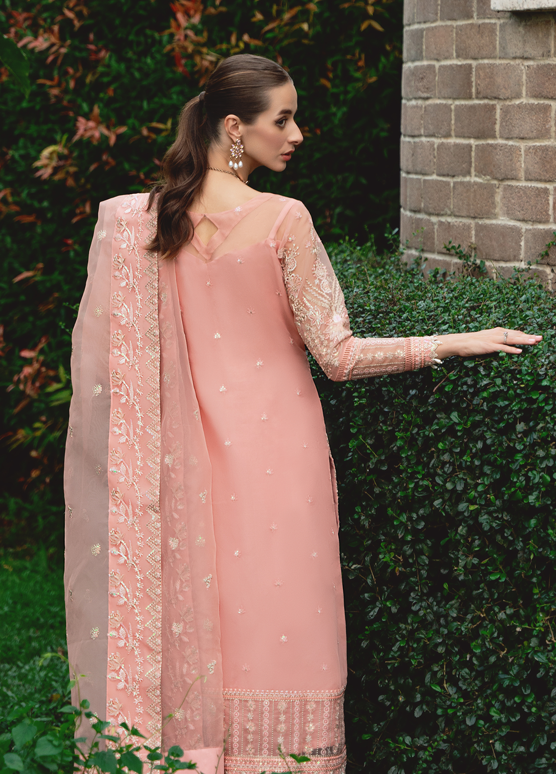 Gulaal Stitched 3 Piece Luxury Emb Pret Collection'2025-Cressida (GL-EP-2024-18)