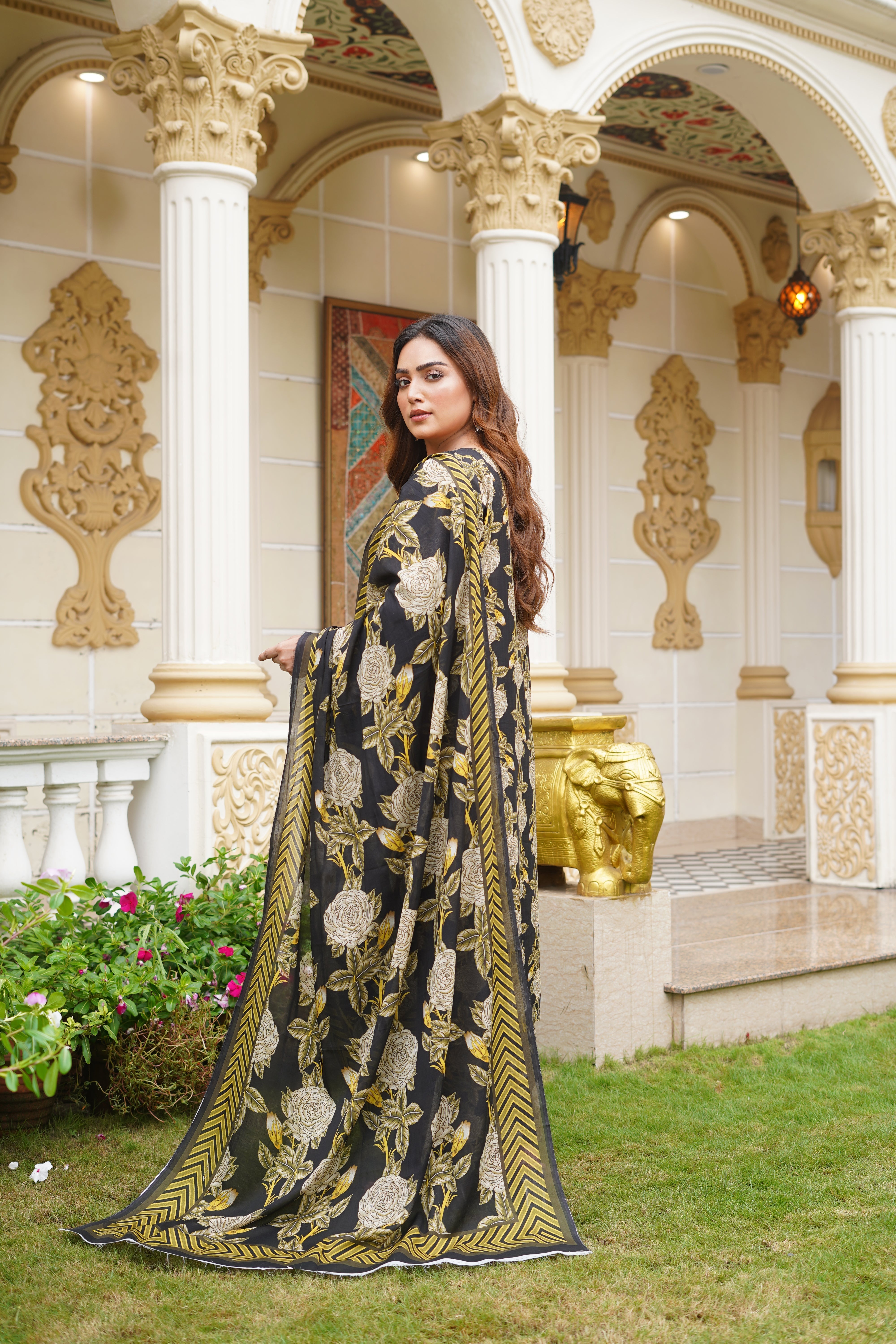 Rang E Gulposh Stitched 3 Piece Lawn Collection'2025-RNG-1210