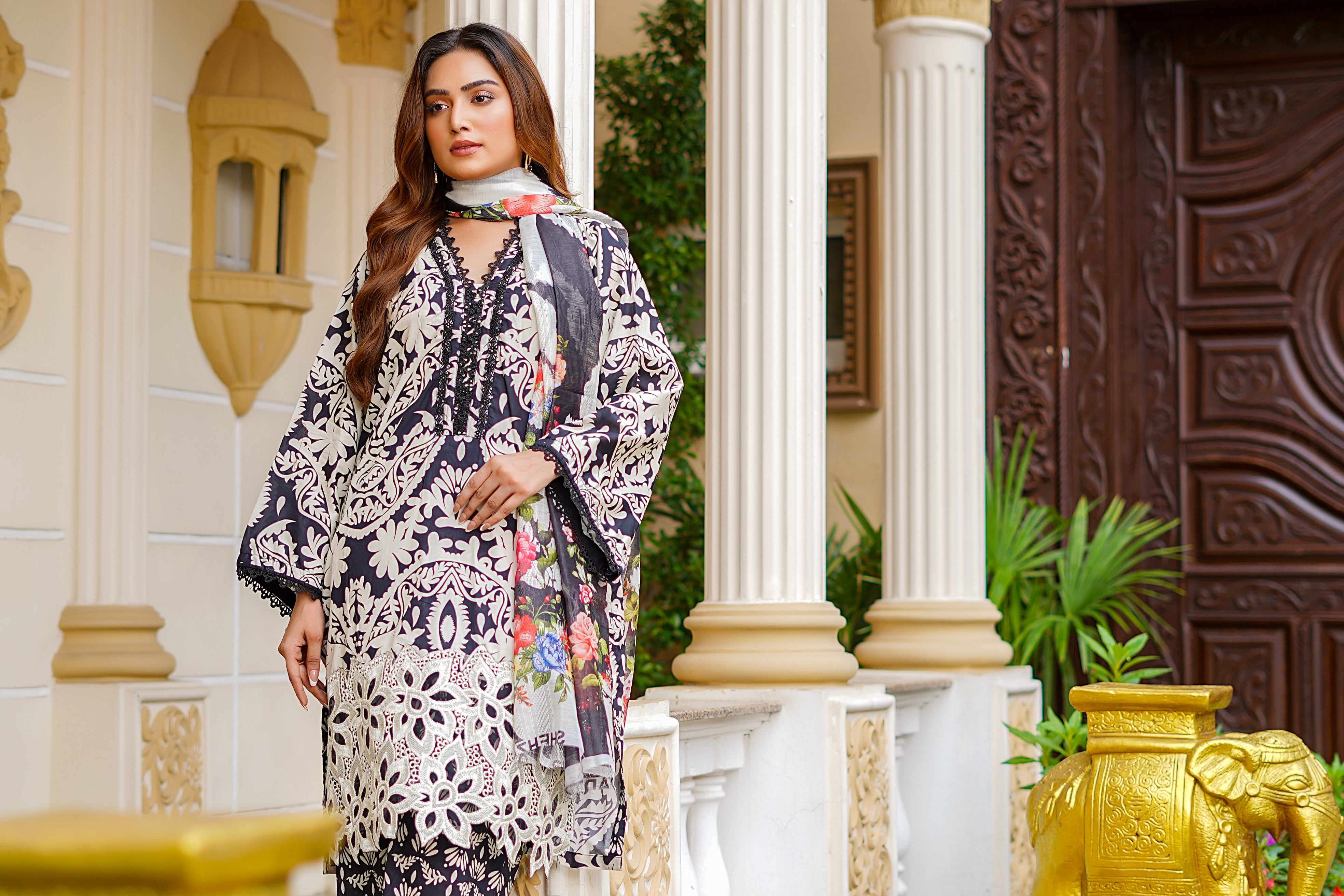 Rang E Gulposh Stitched 3 Piece Lawn Collection'2025-RNG-1216