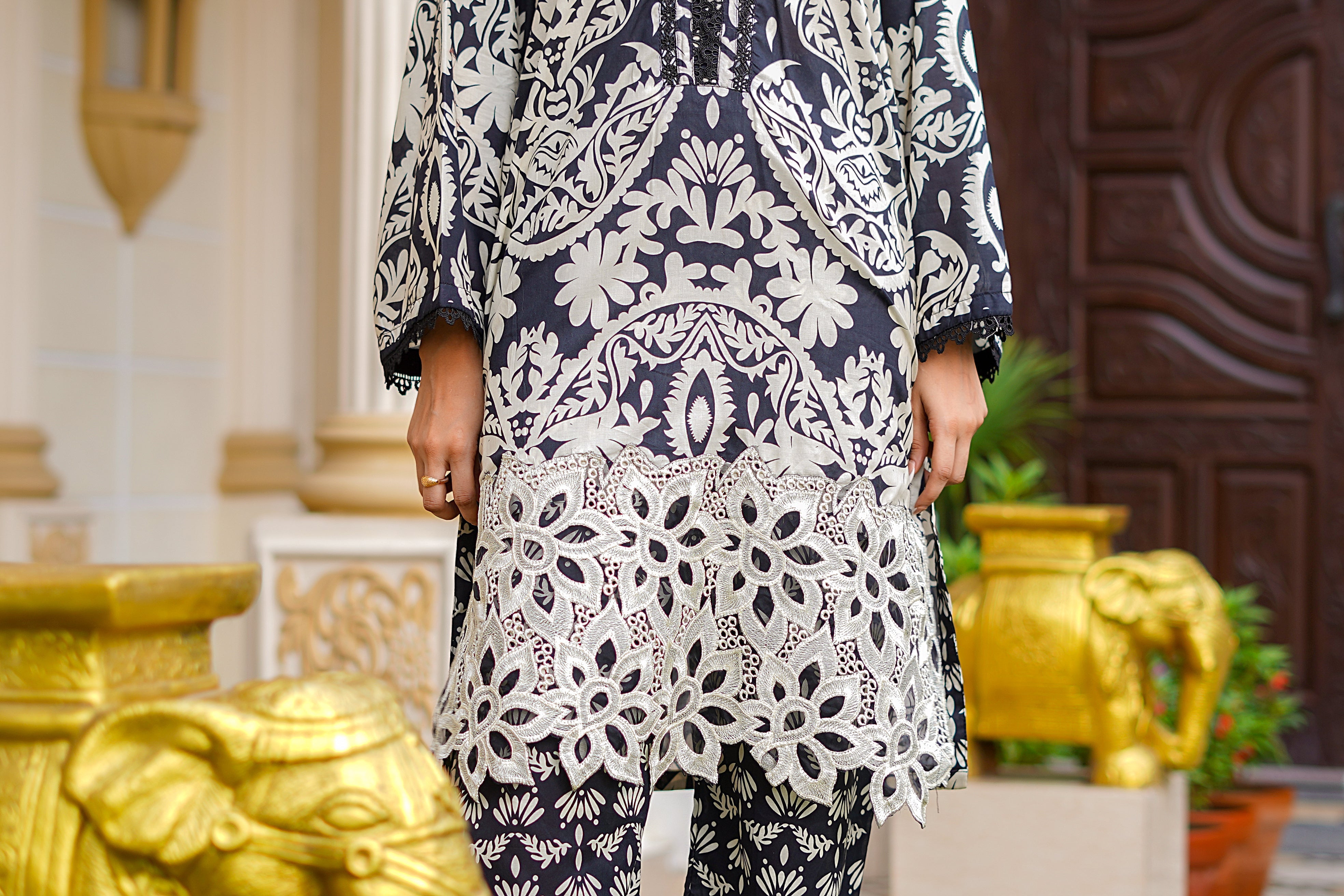 Rang E Gulposh Stitched 3 Piece Lawn Collection'2025-RNG-1216