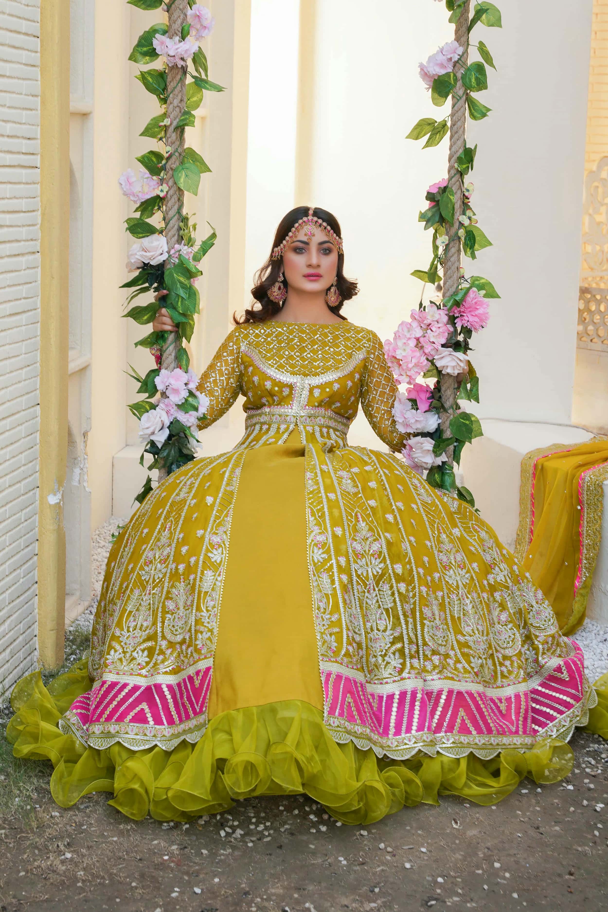 Rukhsar By Subayah Luxury Formals Collection'2025-Rangholi