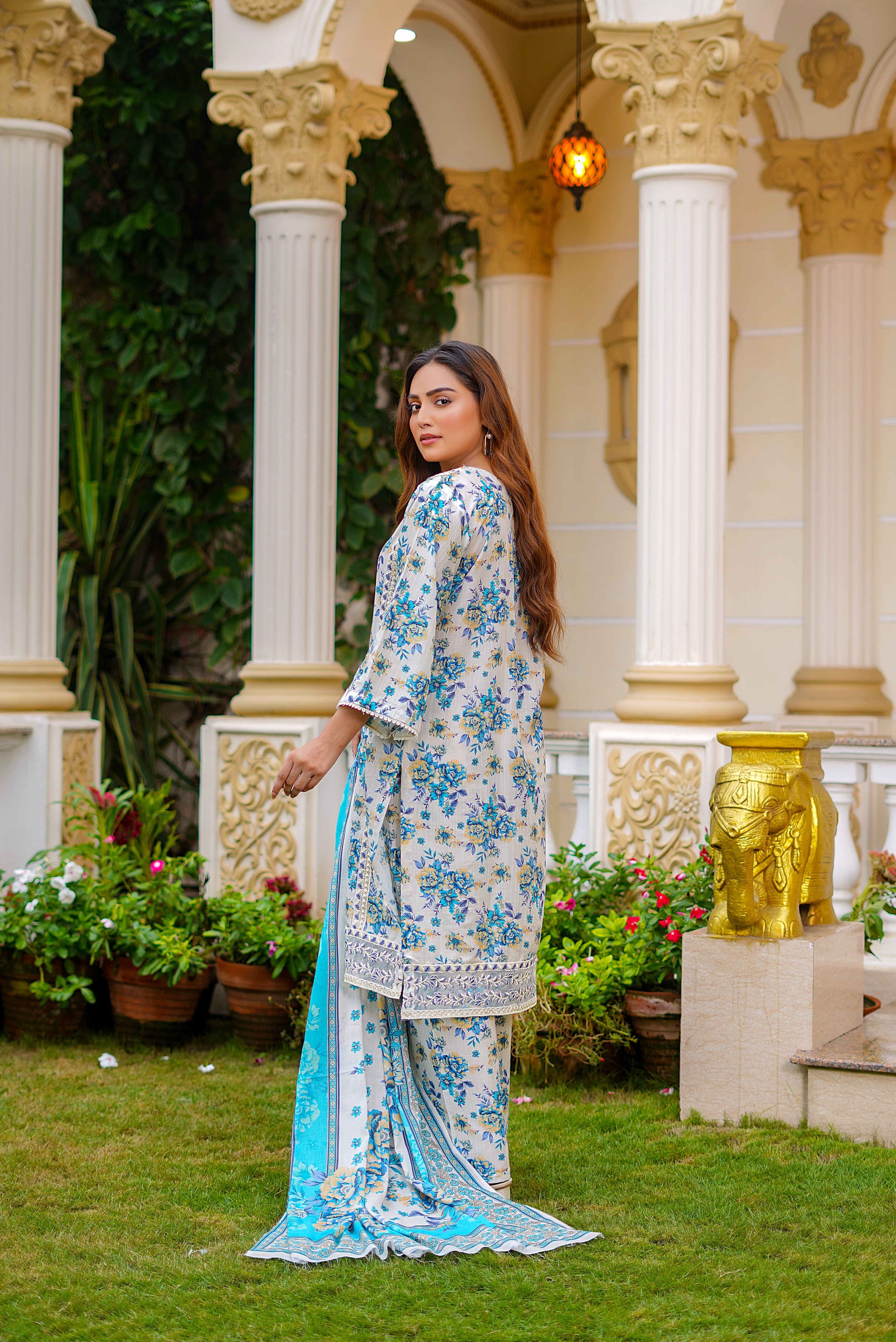 Rang E Gulposh Stitched 3 Piece Lawn Collection'2025-RNG-1218