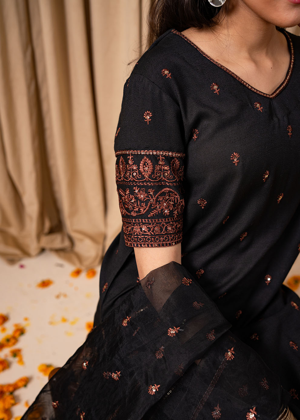 Chamak Dhamak By Pashma Khan Eid Collection'2025-Koyal