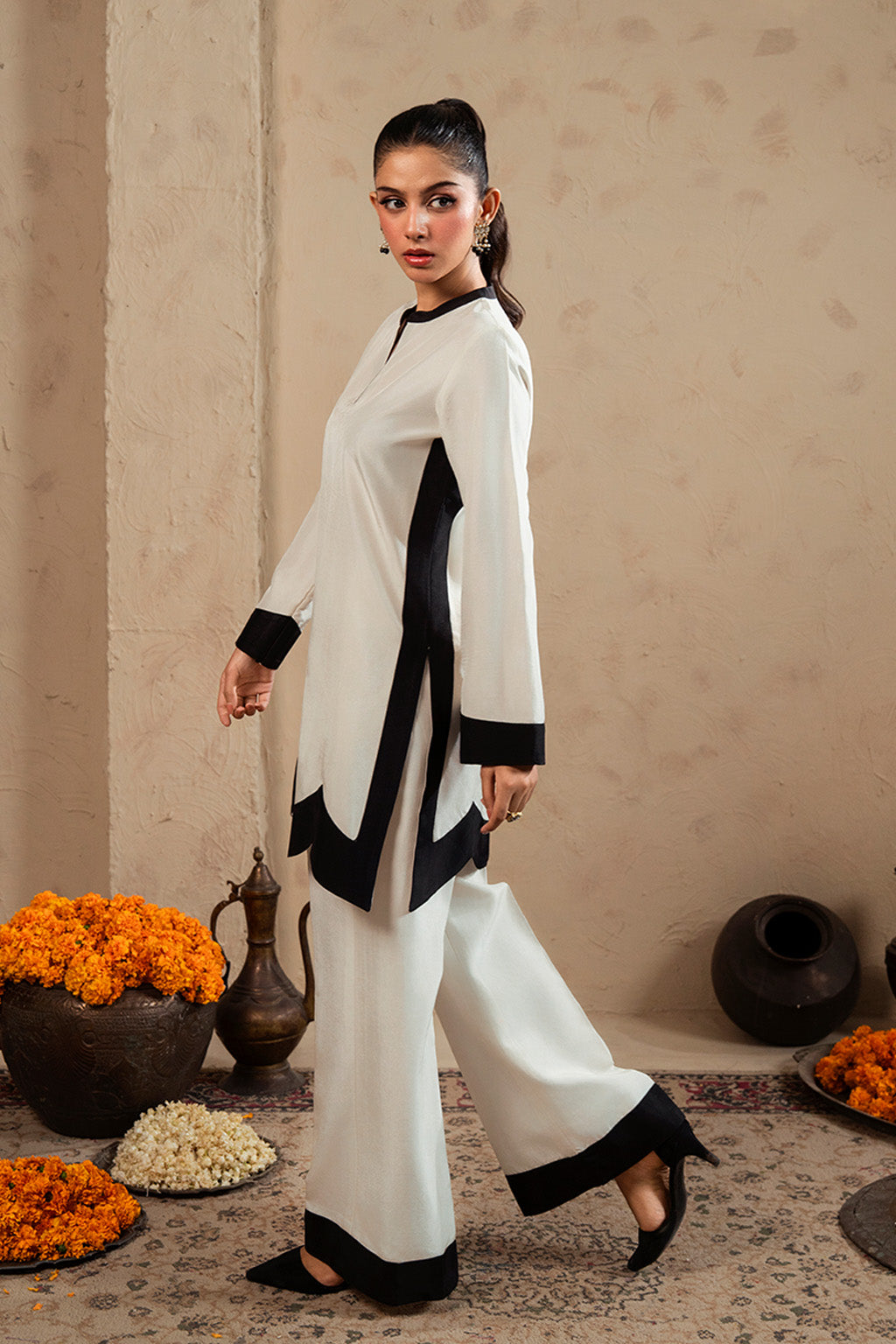Celine By Meeral Stitched 2 Piece Lawn Collection'2025-SOL-001 - V2