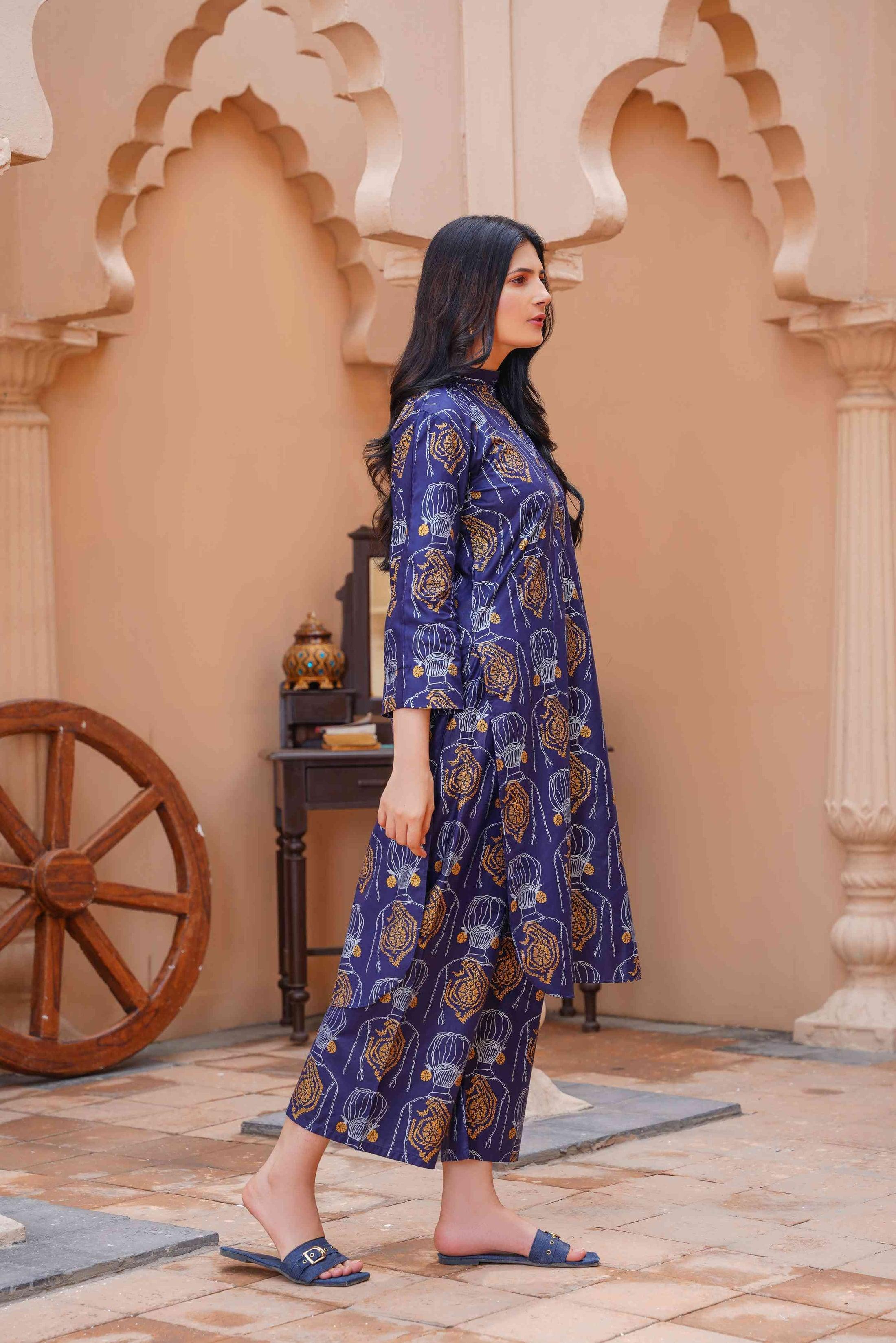 Zaib E Hoor Melodic 2Pcs Stitched Suit