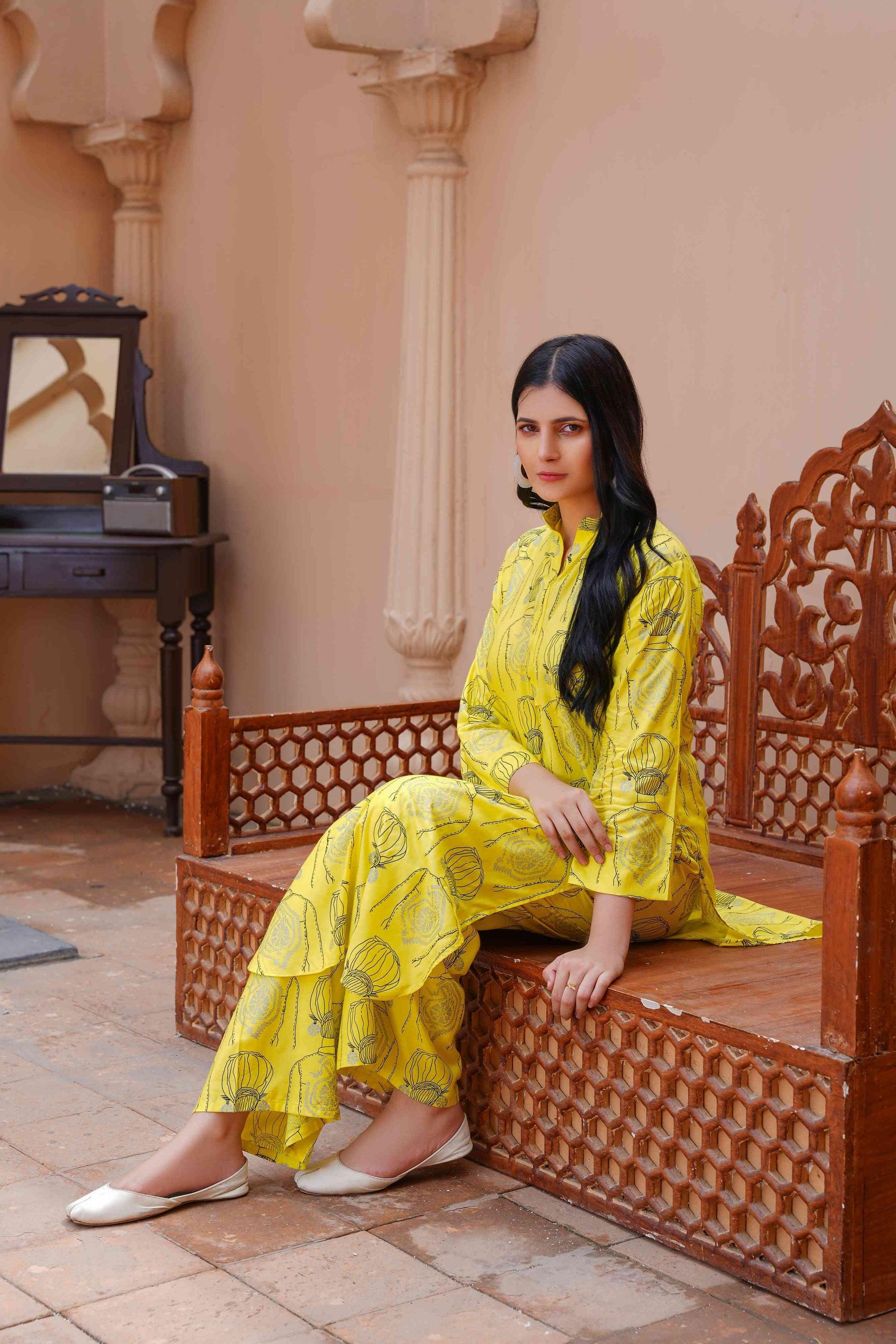 Zaib E Hoor Melodic 2Pcs Stitched Suit